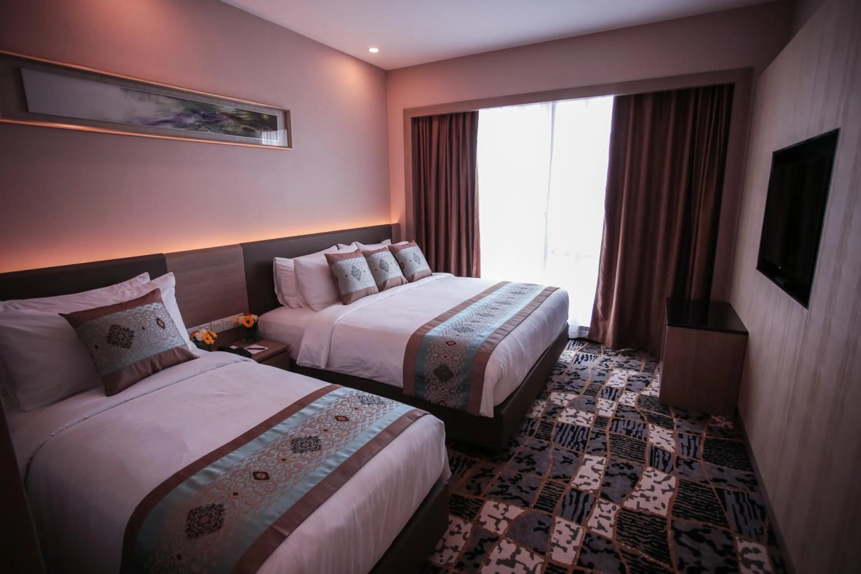 Day, Bed in V8 Hotel Johor Bahru