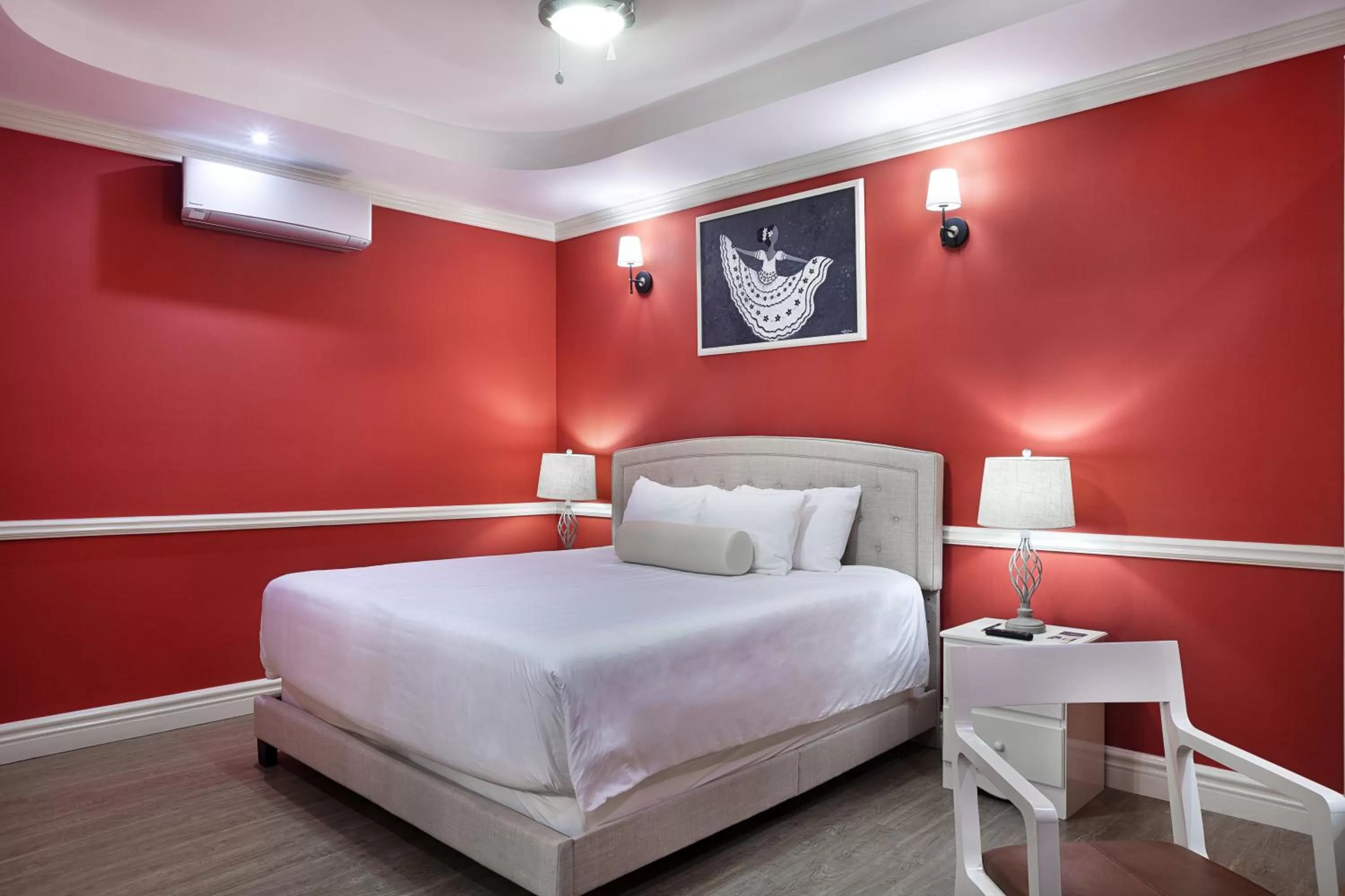 Photo of the whole room, Bed in Hotel la Perla Leon