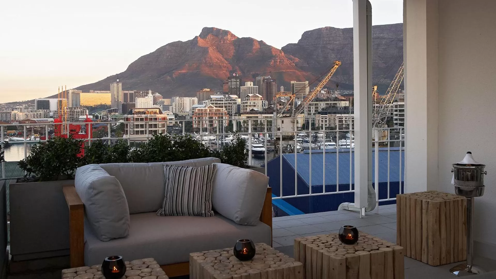 Queen Victoria Hotel by NEWMARK