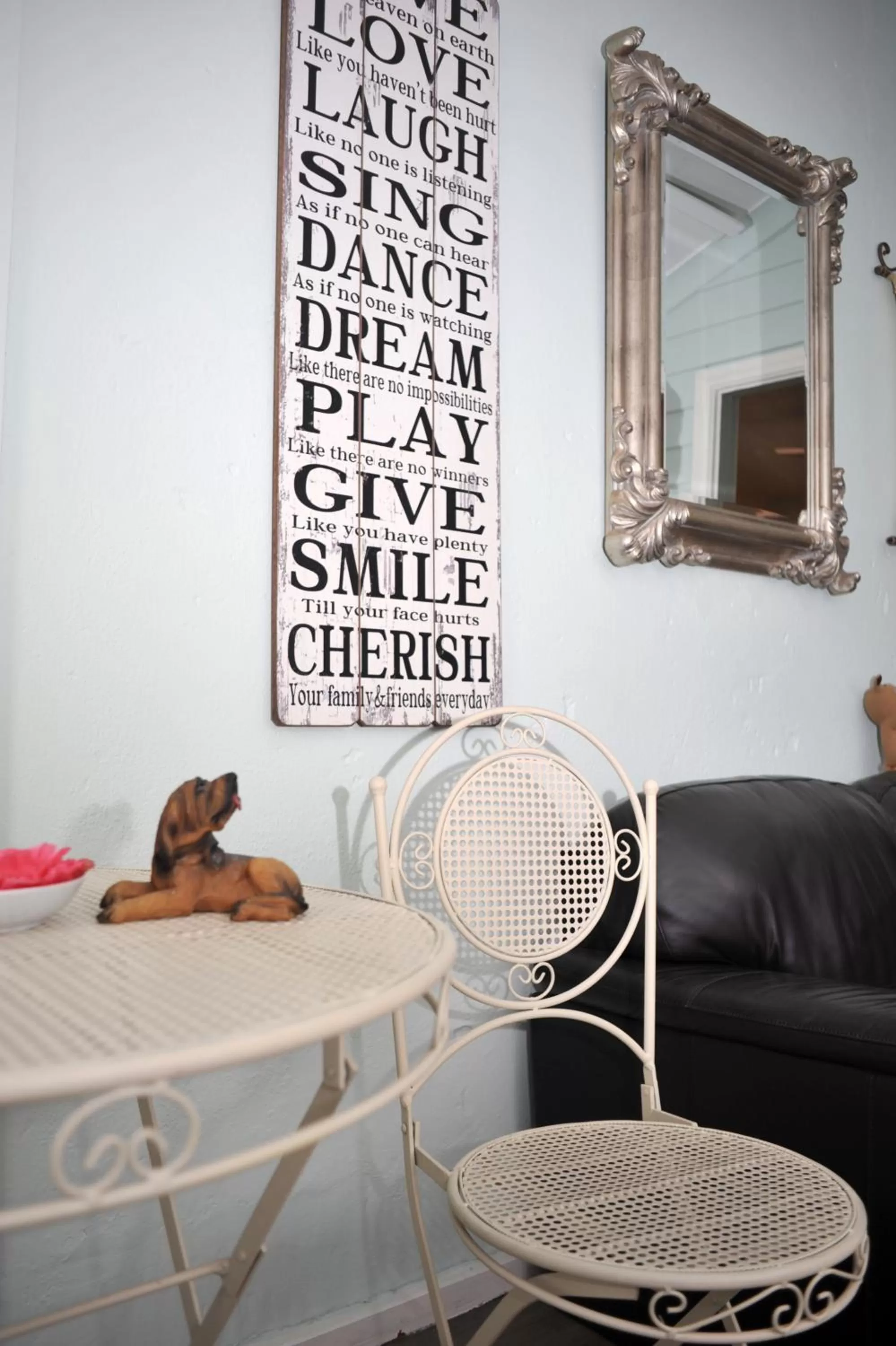 Decorative detail in Must Love Dogs B&B & Self Contained Cottage