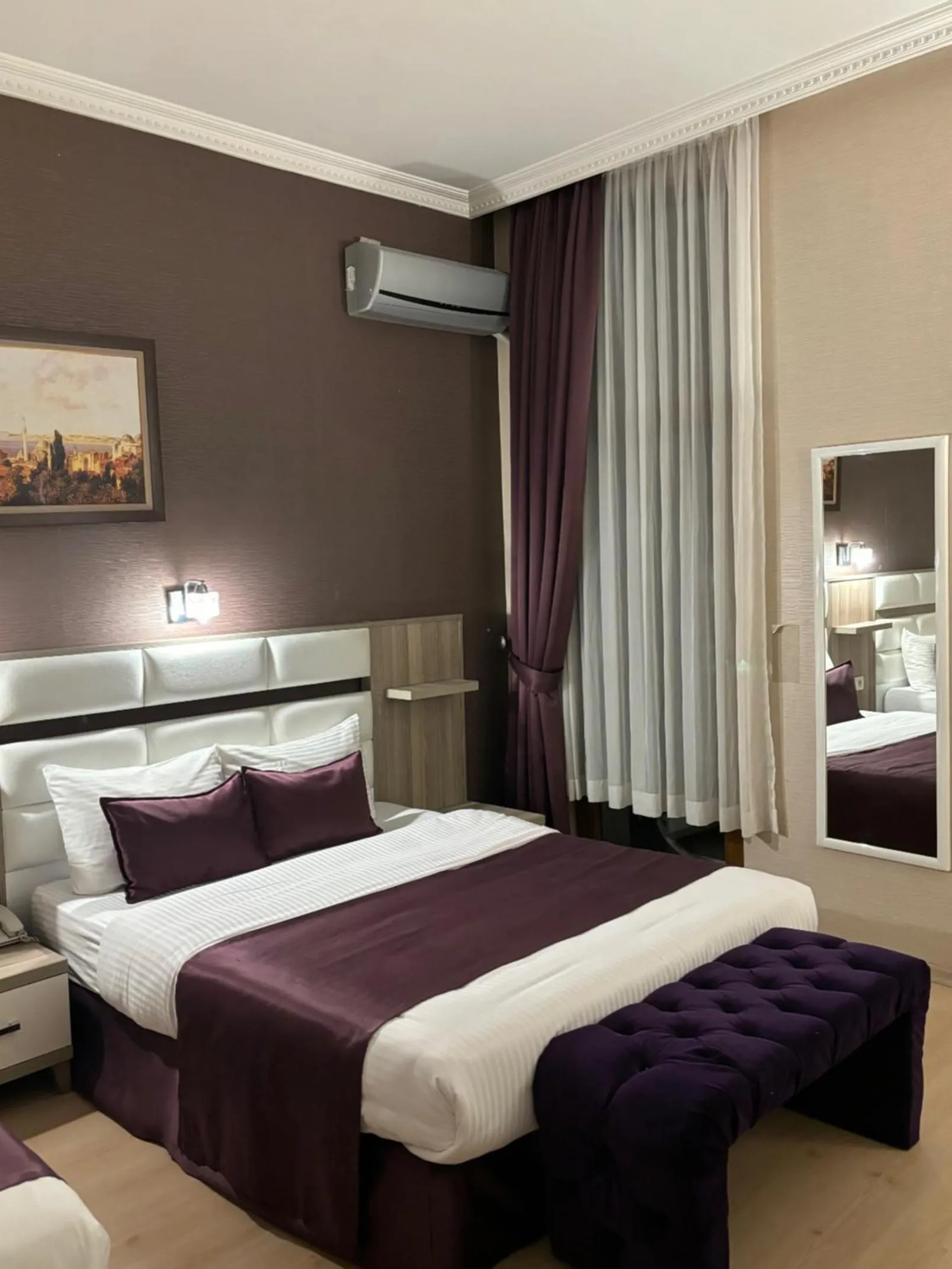Photo of the whole room, Bed in Nil Hotel İstanbul City Center