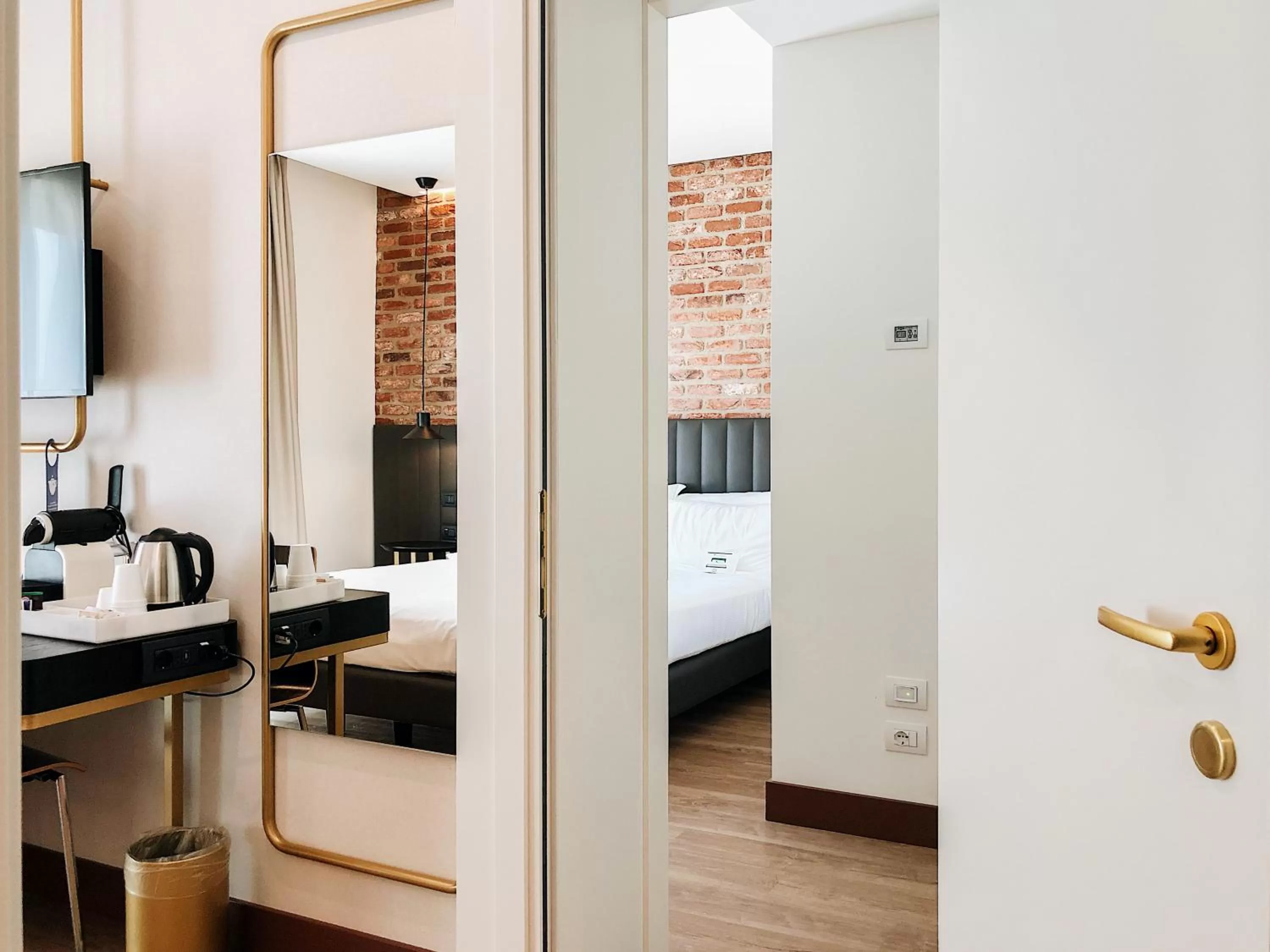 Photo of the whole room, Bed in Best Western Hotel Tritone