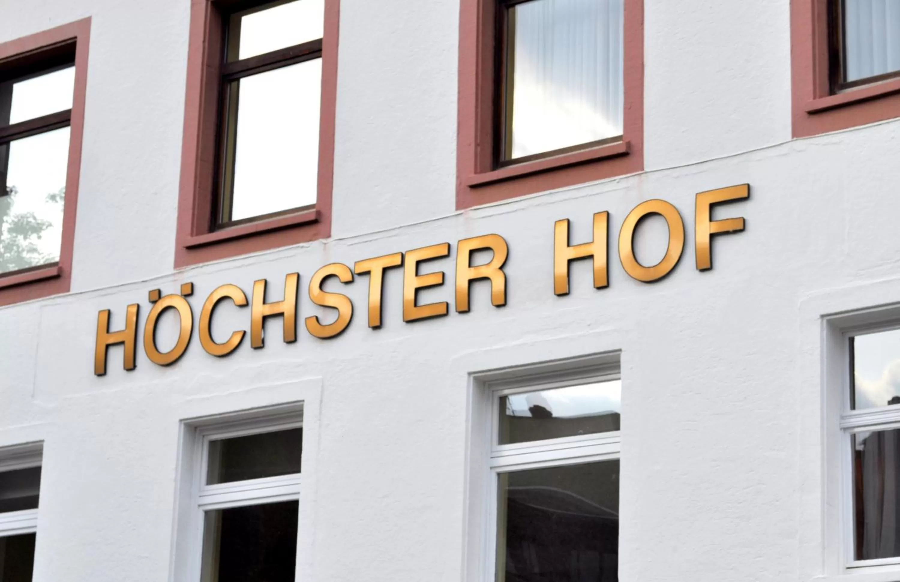 Facade/entrance in Tagungshotel Höchster Hof