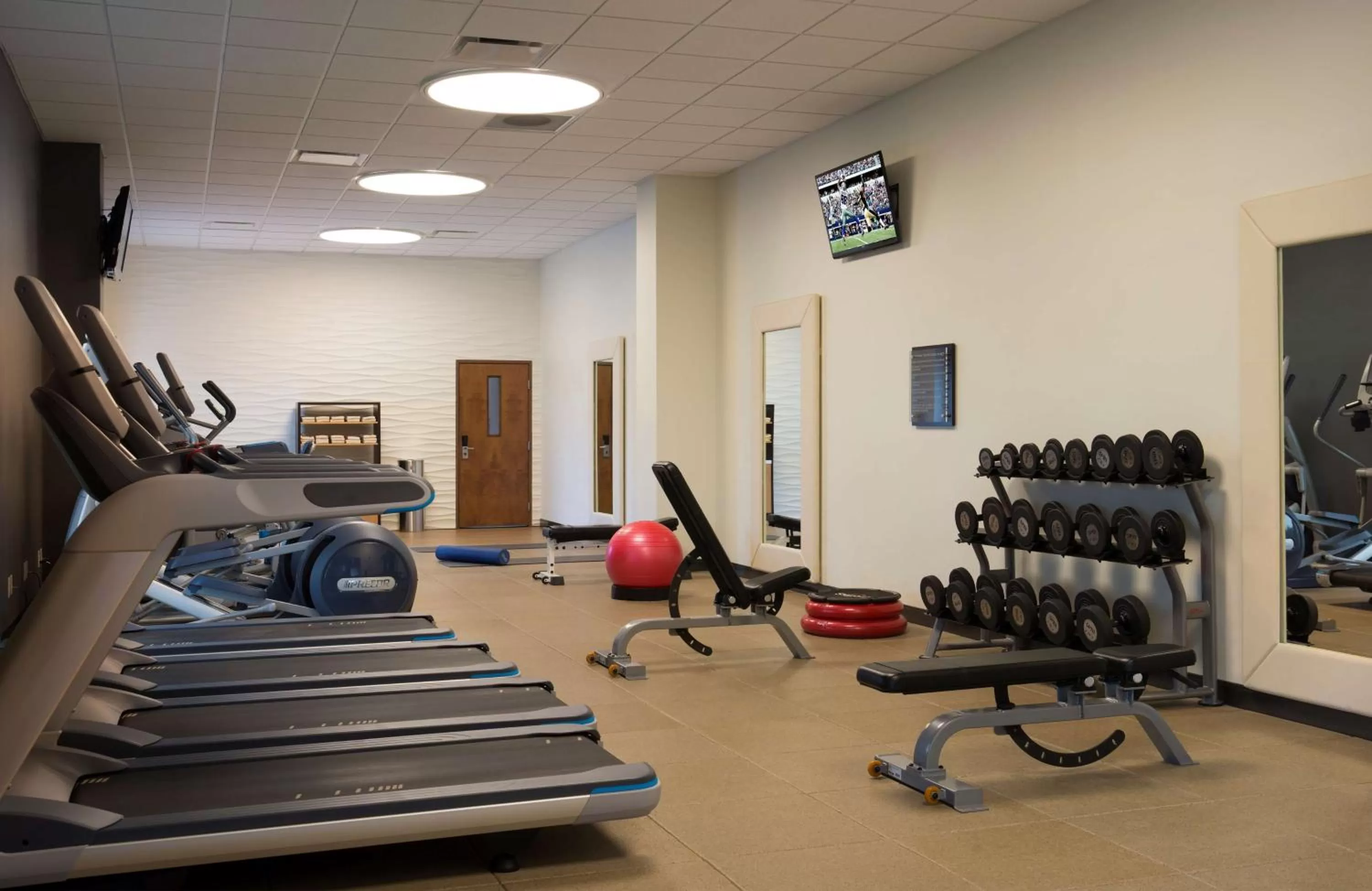 Fitness centre/facilities in DoubleTree by Hilton Hotel Dallas - Love Field