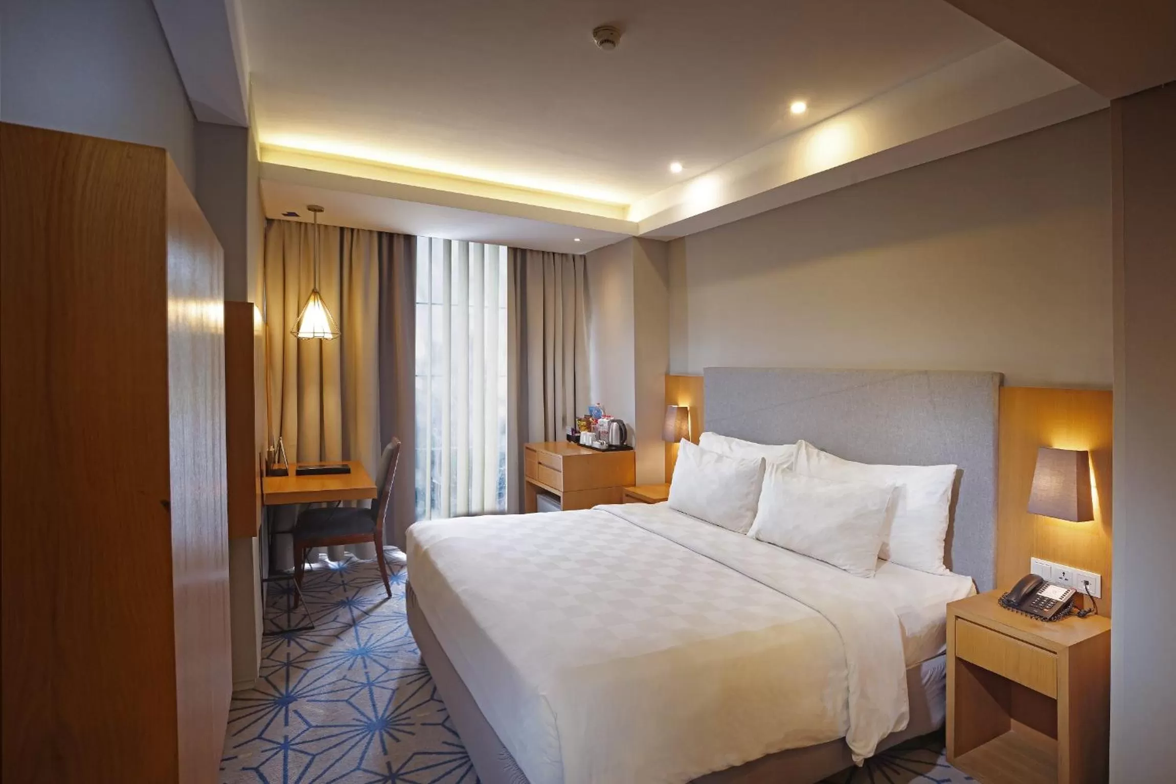 TV and multimedia, Bed in Swiss-Belhotel Pondok Indah