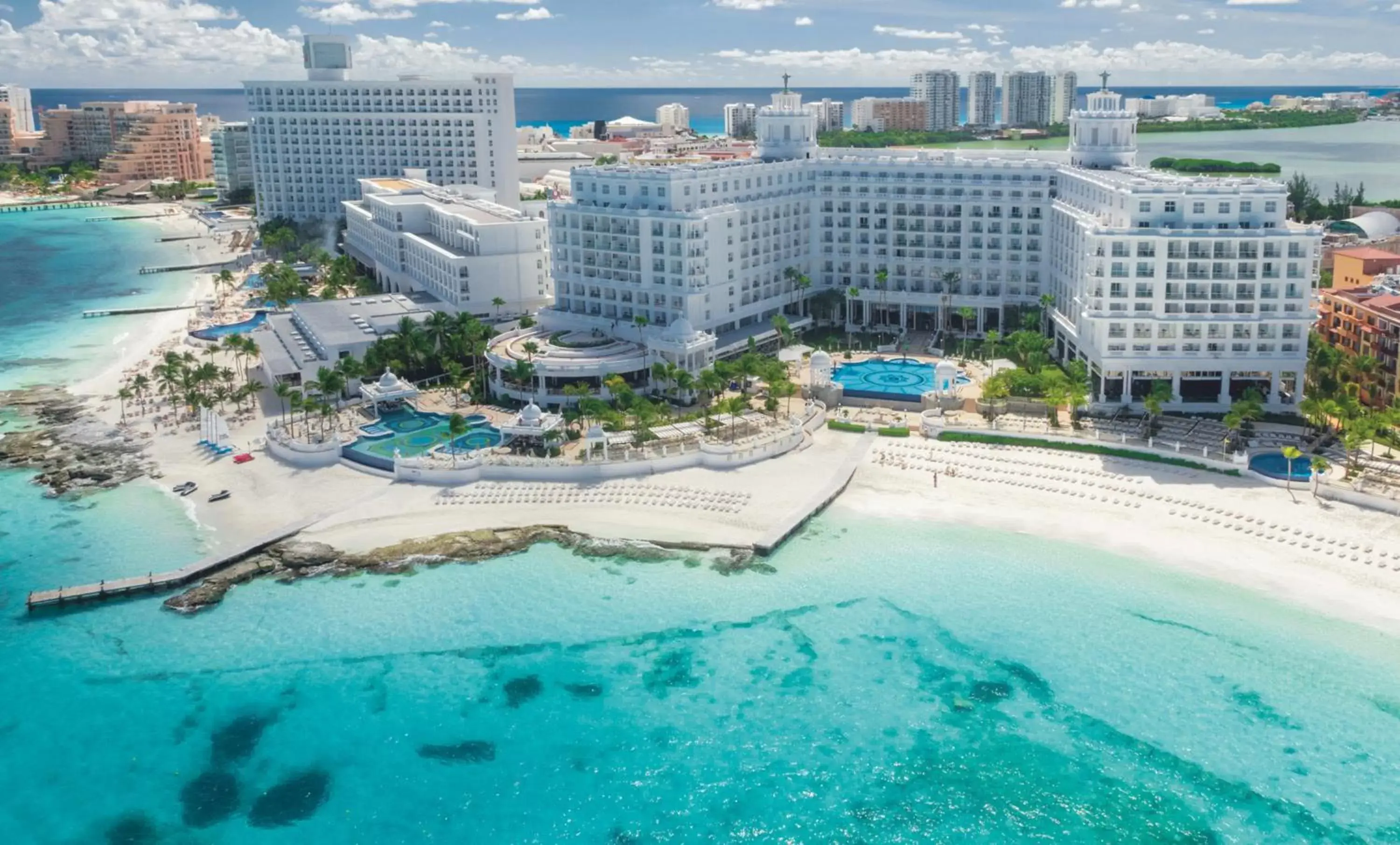 Riu Palace Las Americas - All Inclusive - Adults Only Riu Palace Las Americas - All Inclusive - Adults Only