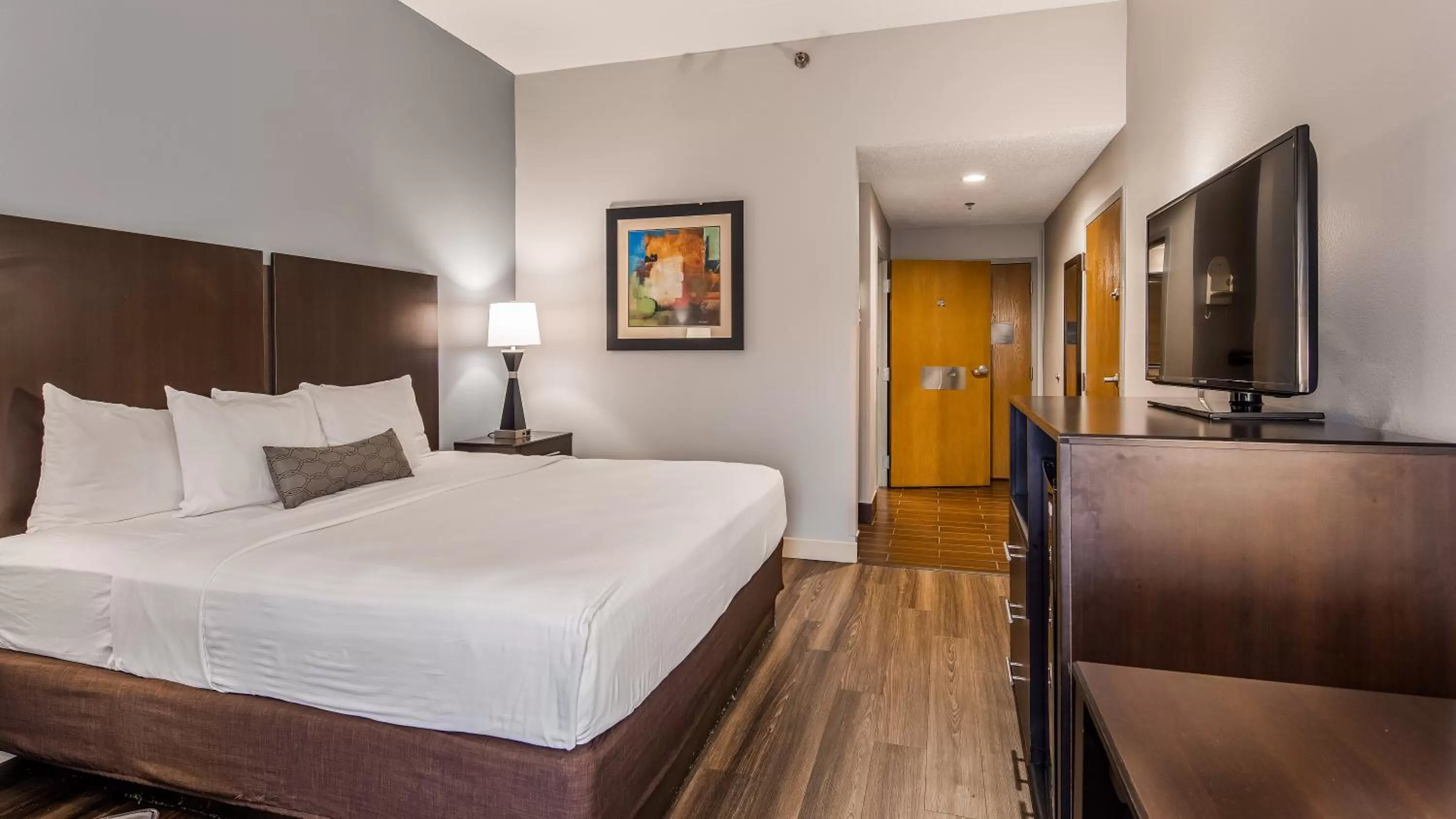 Pets, Bed in Best Western Inn Florence