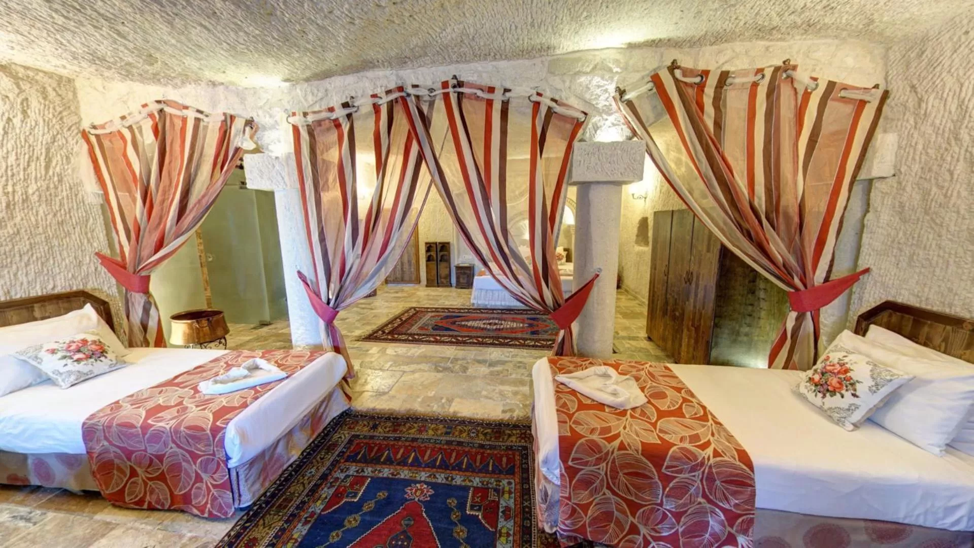 Bed in Roc Of Cappadocia