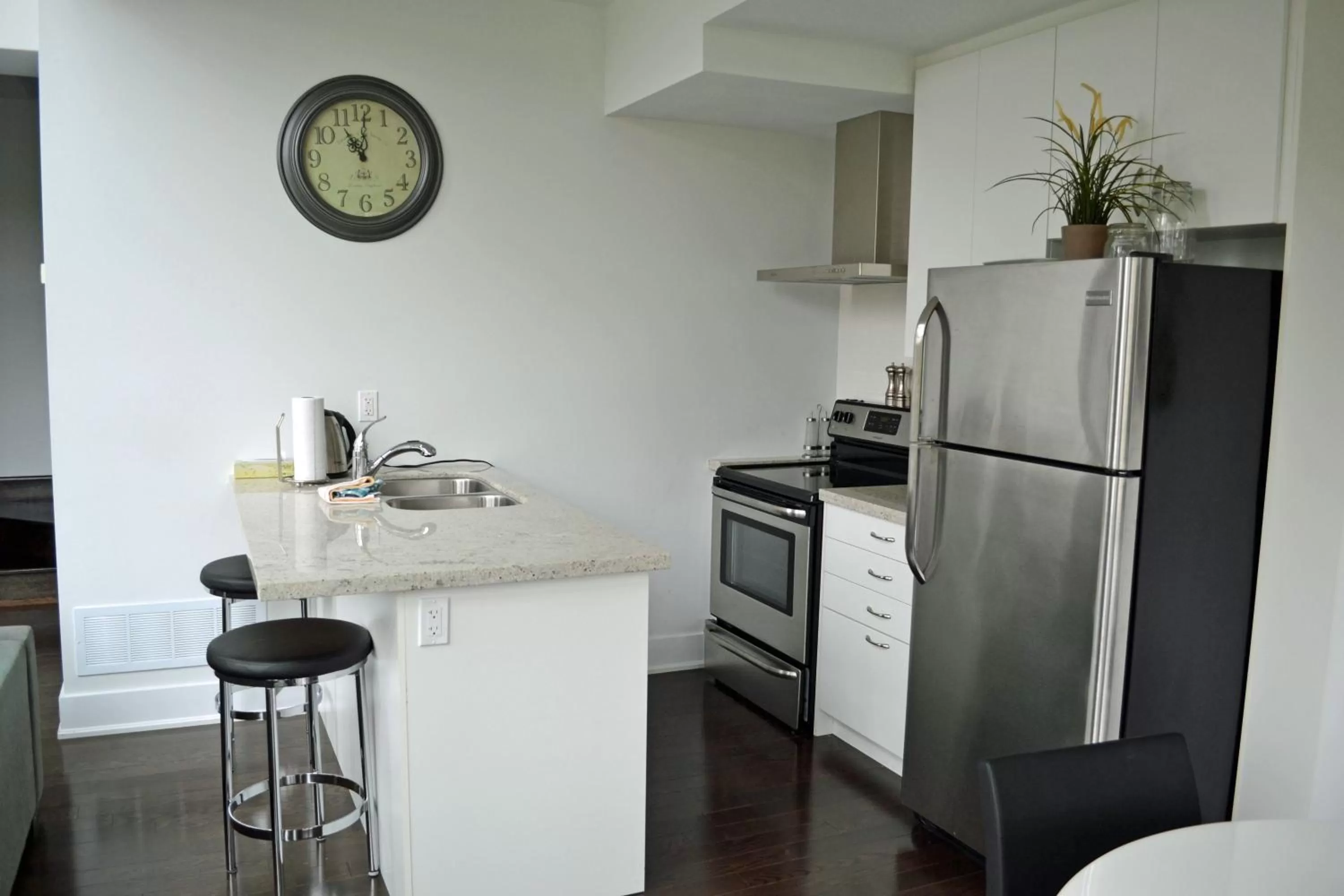 Kitchen or kitchenette in Muskoka Bay Resort