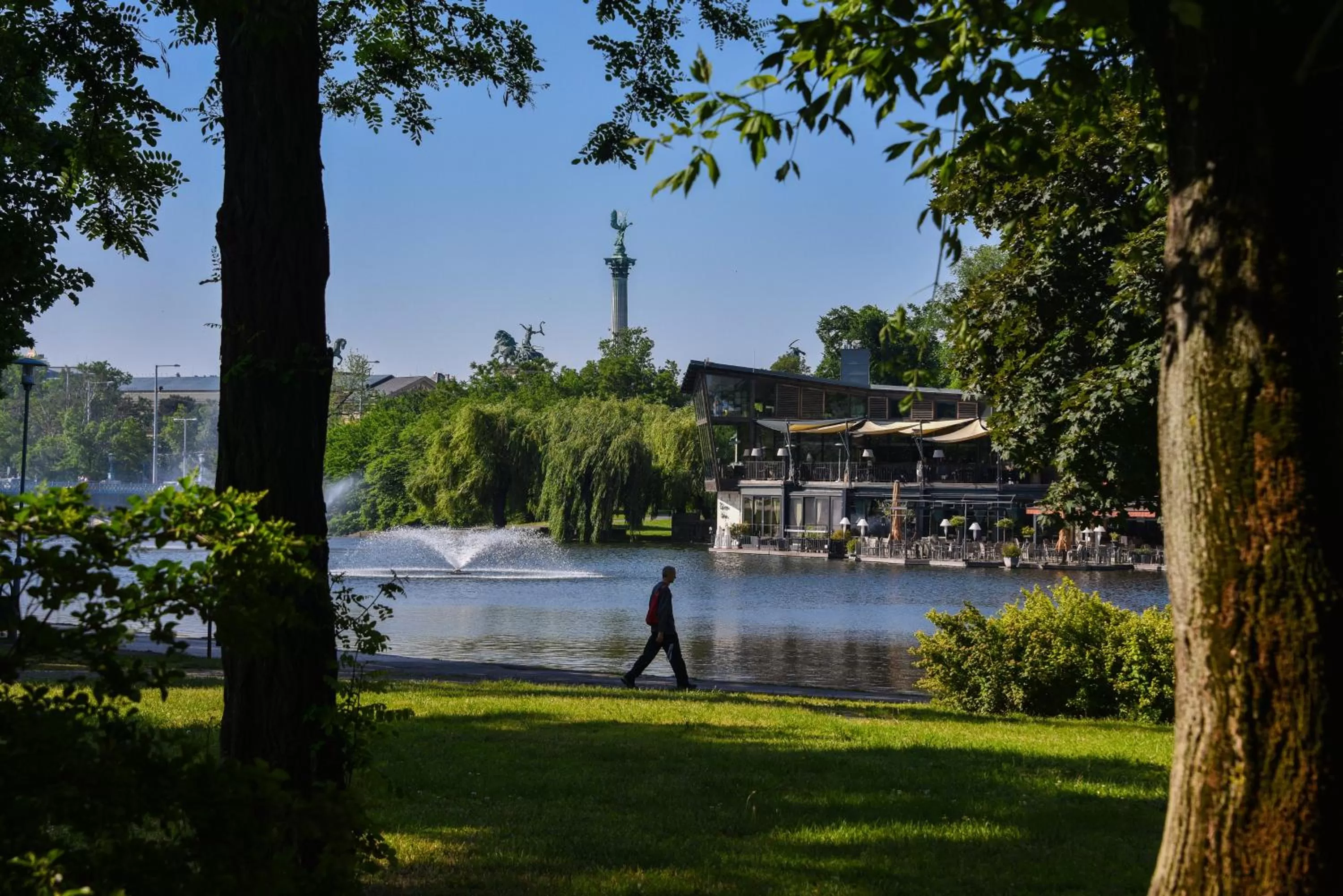 Neighbourhood in Mamaison Residence Izabella Budapest