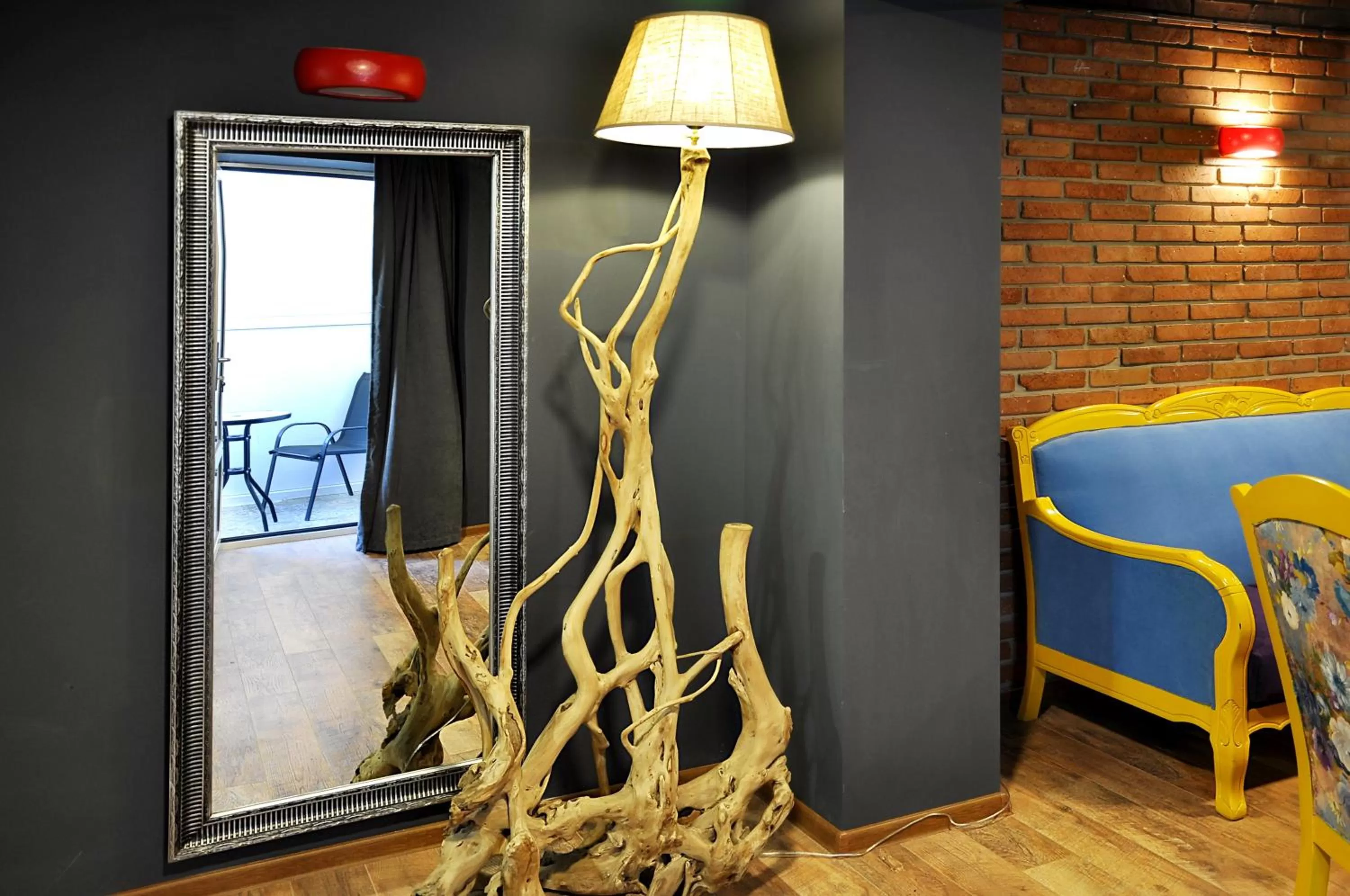 Decorative detail, Bed in Art Hotel Claude Monet