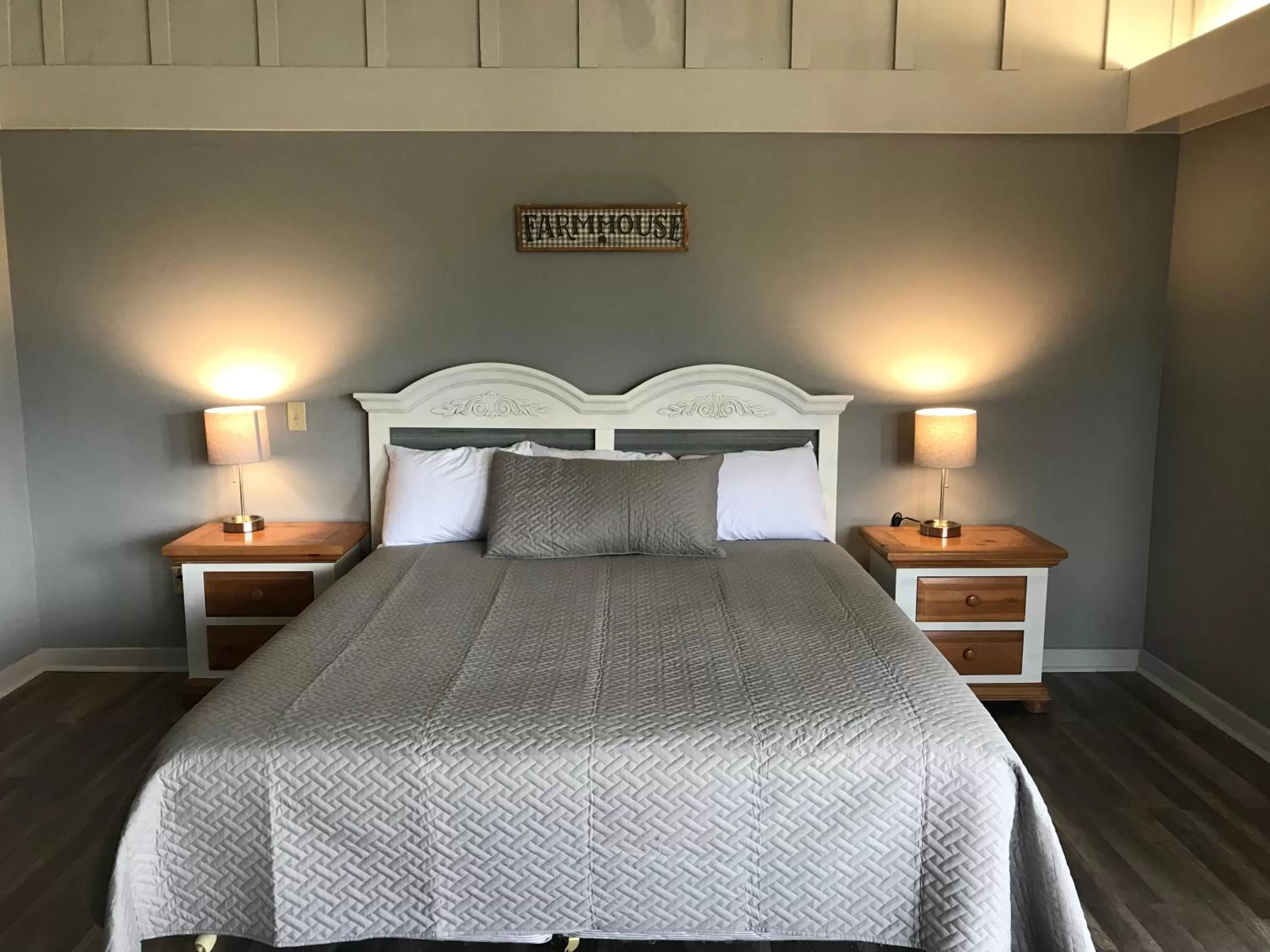 Bed in Ridgemark Golf Club and Resort