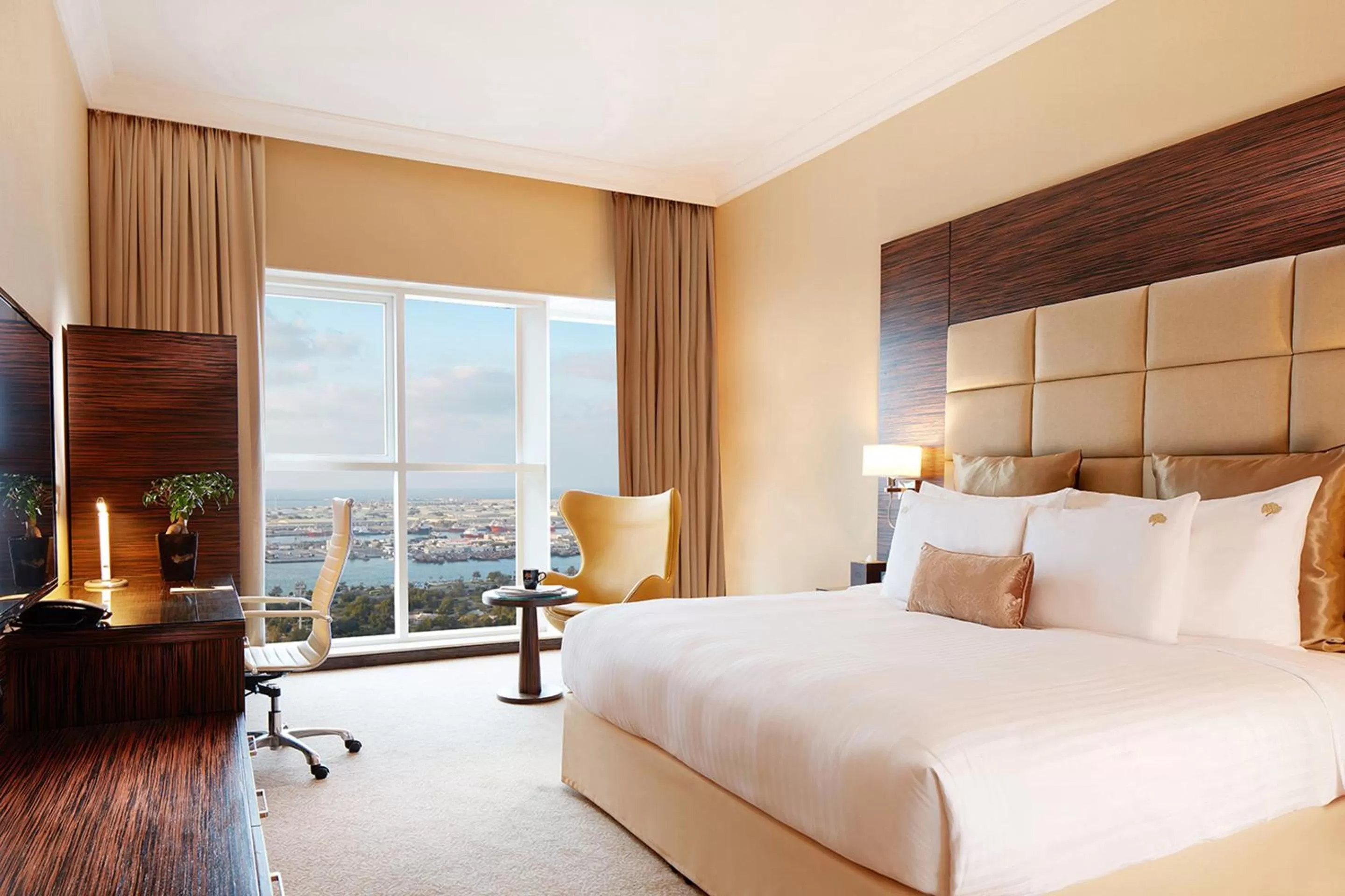 Bedroom, Bed in Jannah Burj Al Sarab