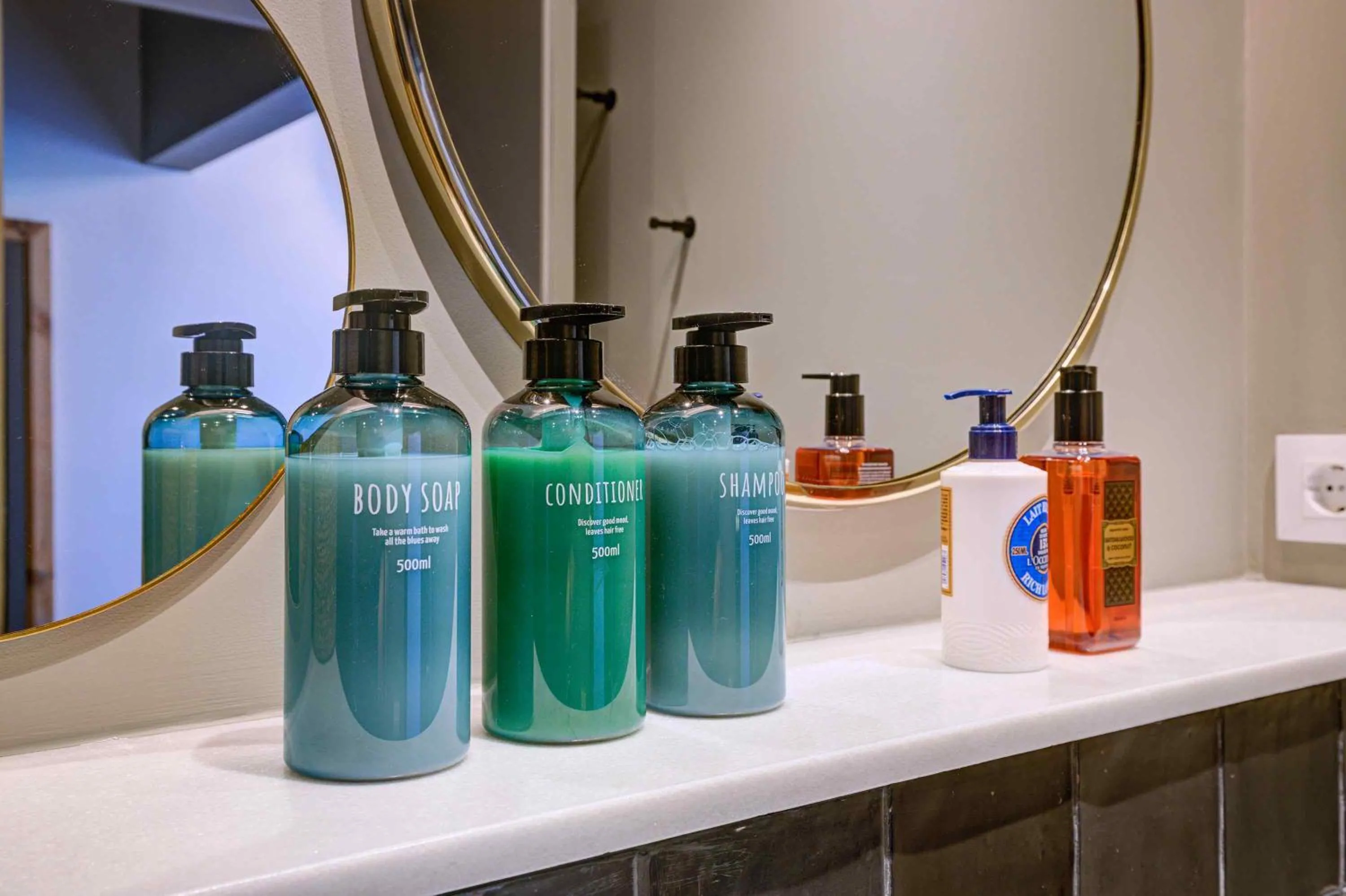 Bathroom in Factory Hostels Barcelona