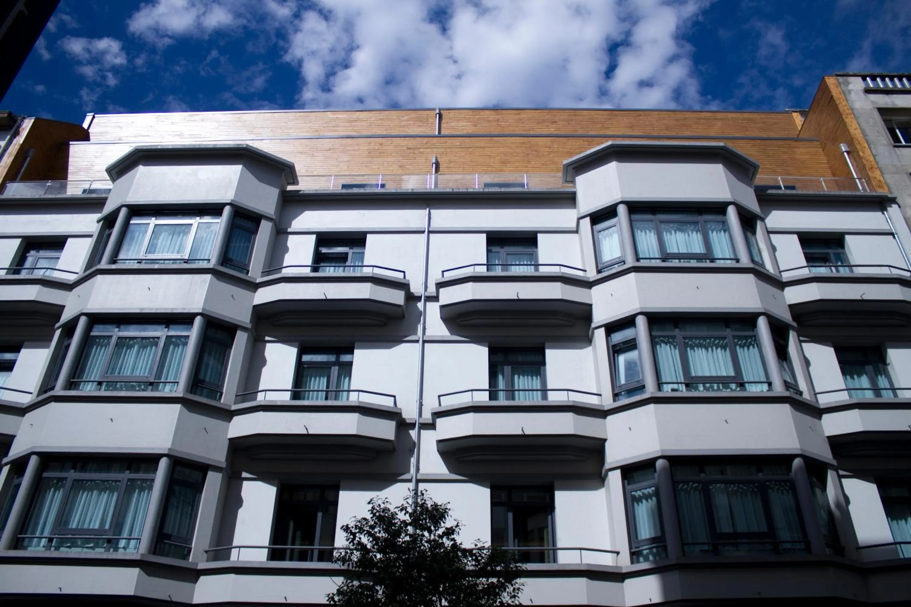 Facade/entrance in Hotel Lux Santiago