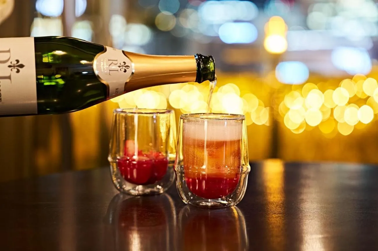 Lounge or bar in Harmonie Embrassee