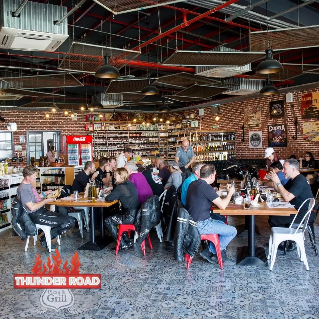 Restaurant/places to eat in Barracuda Resort