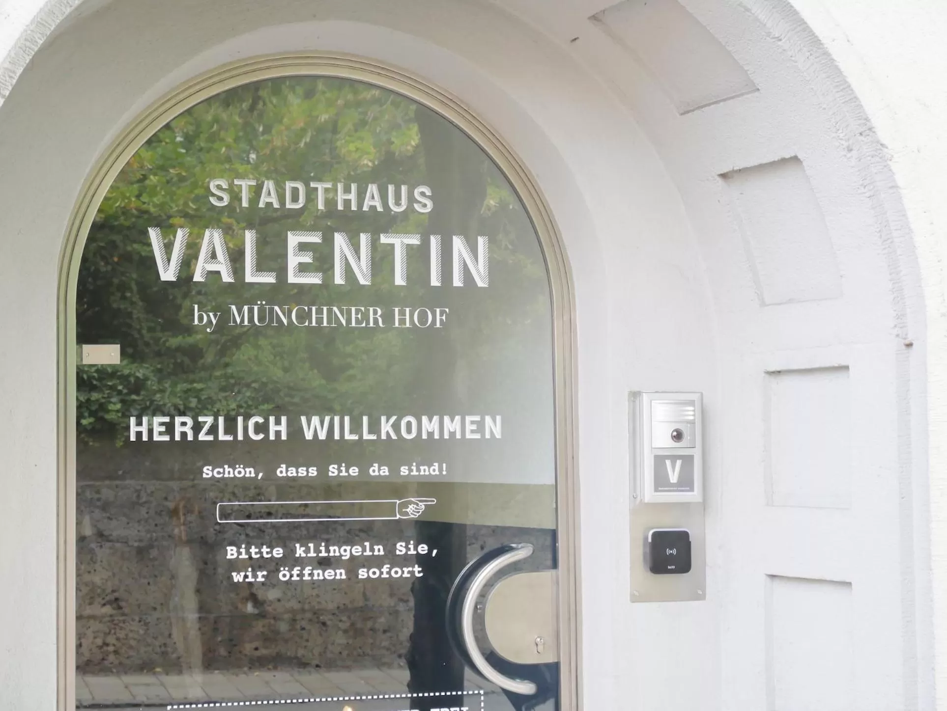 Facade/entrance in Stadthaus Valentin