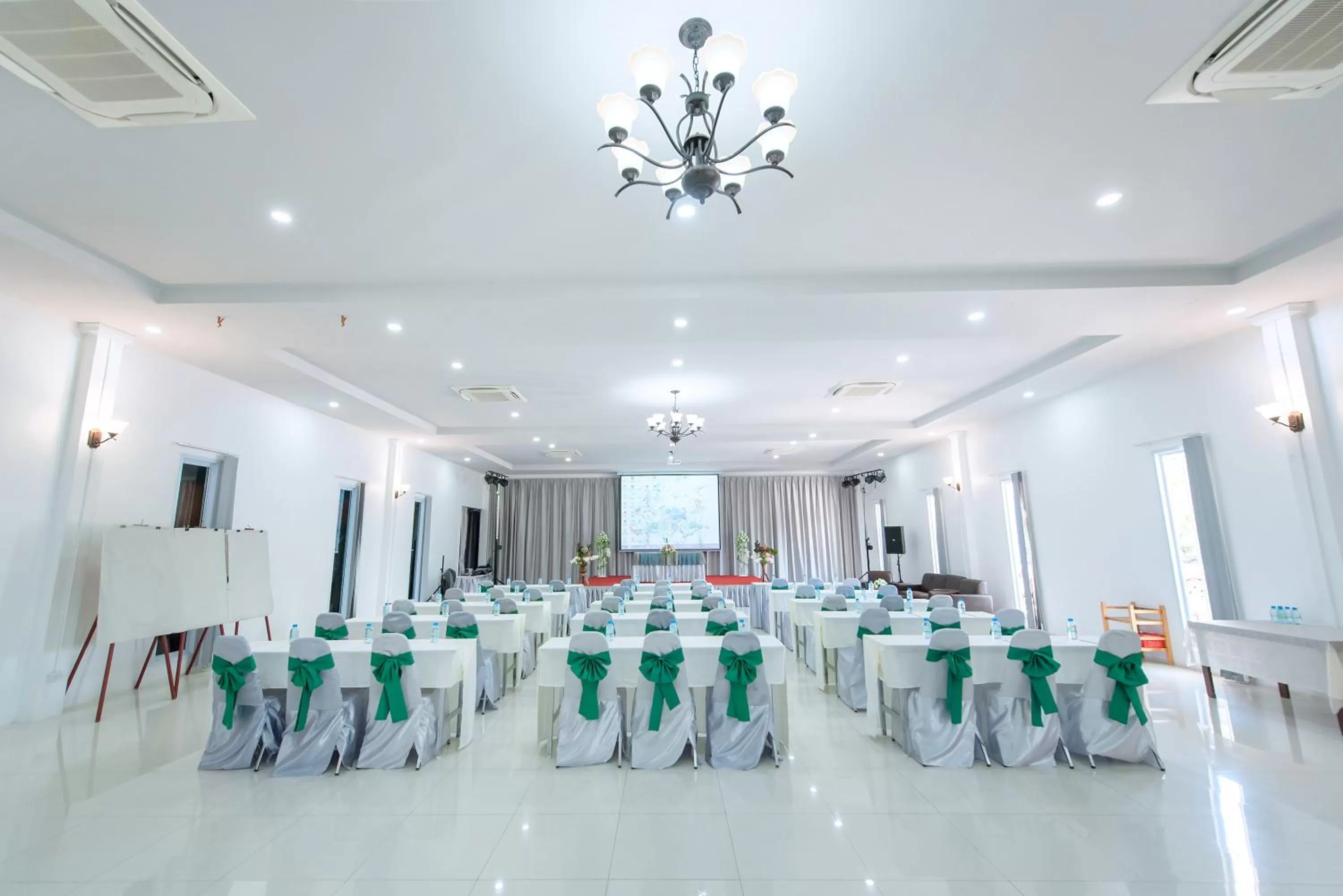 Meeting/conference room in Park & Pool Resort