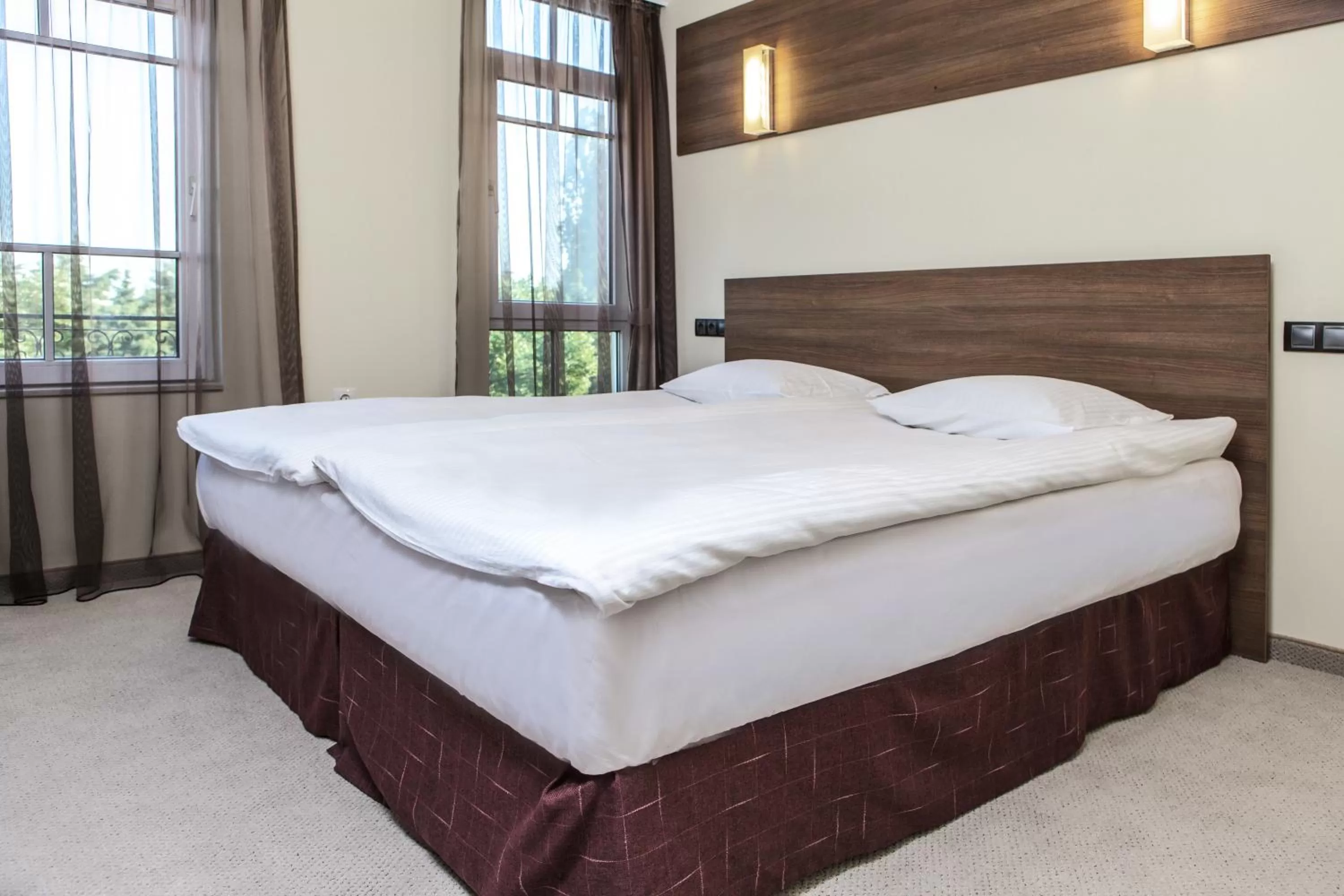 Photo of the whole room, Bed in Hotel Duchess