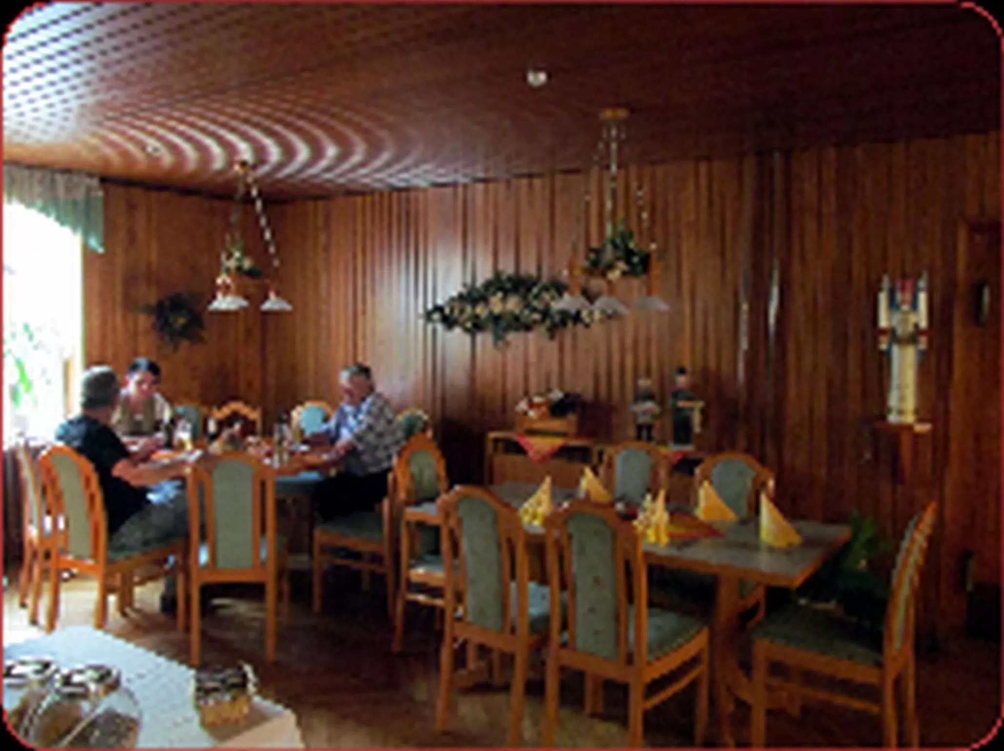 Restaurant/places to eat in Zur Edlen Krone