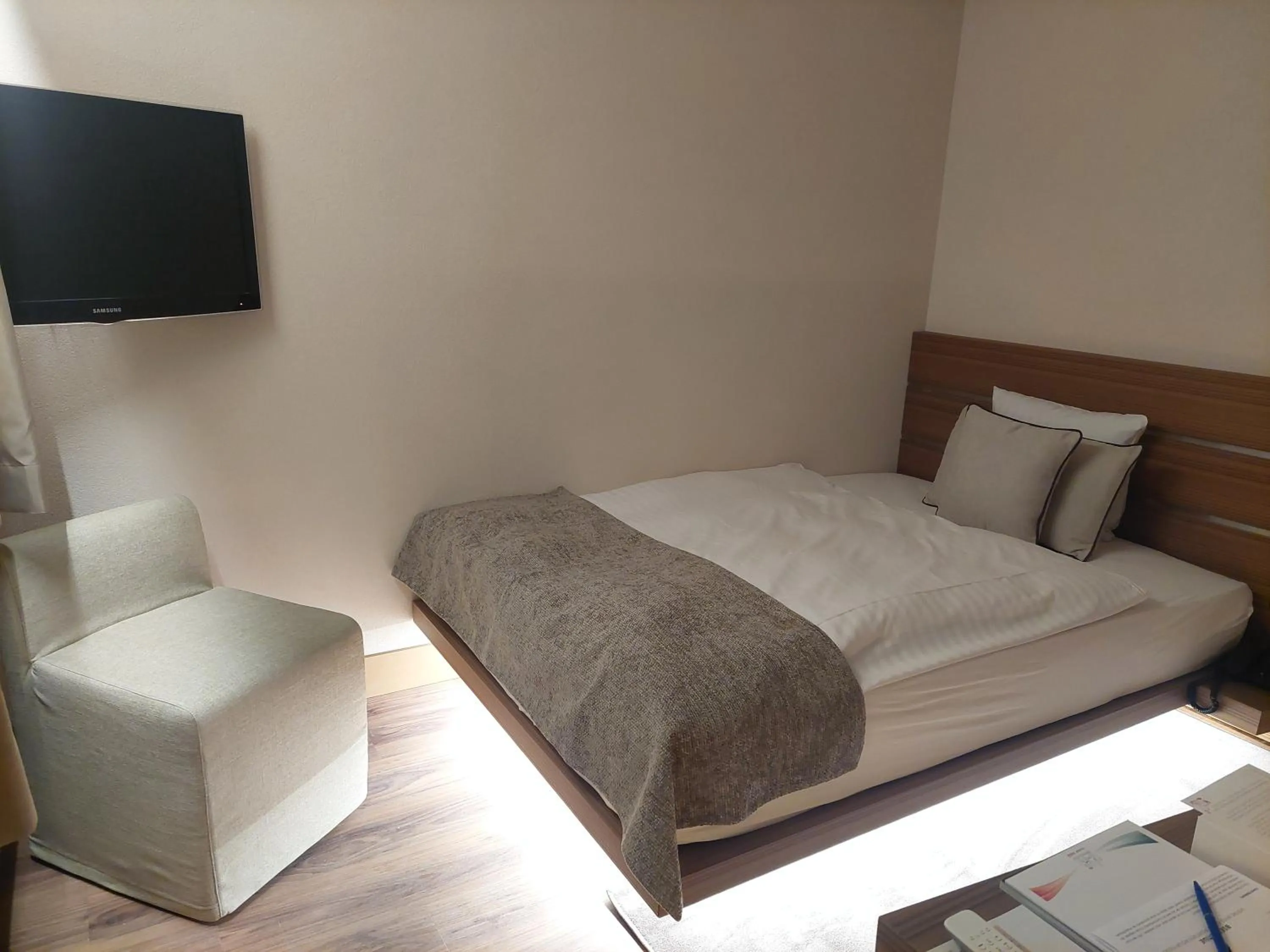 Bed in Best Western Hotel Rallye