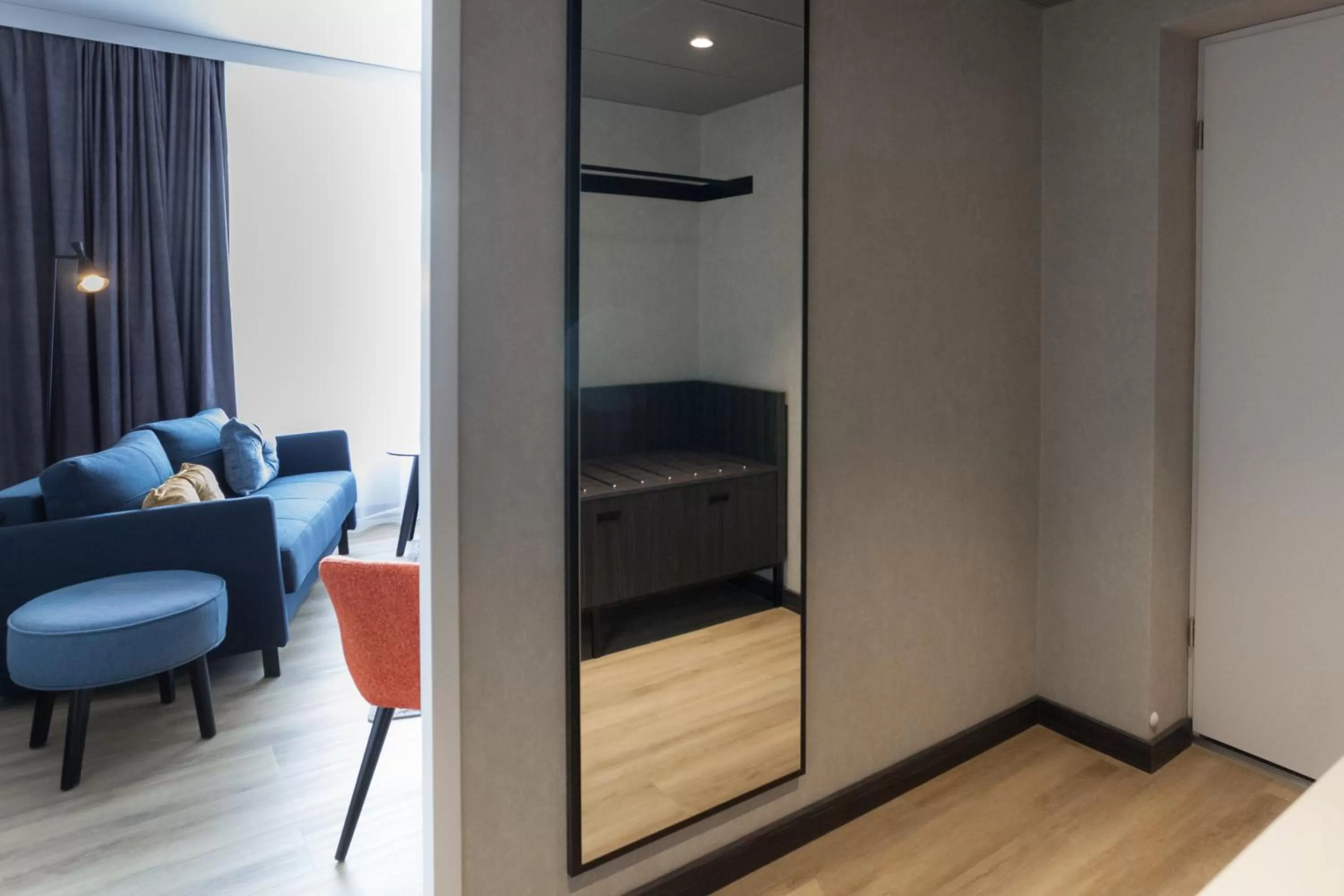 Seating area in ibis Styles Den Haag Scheveningen