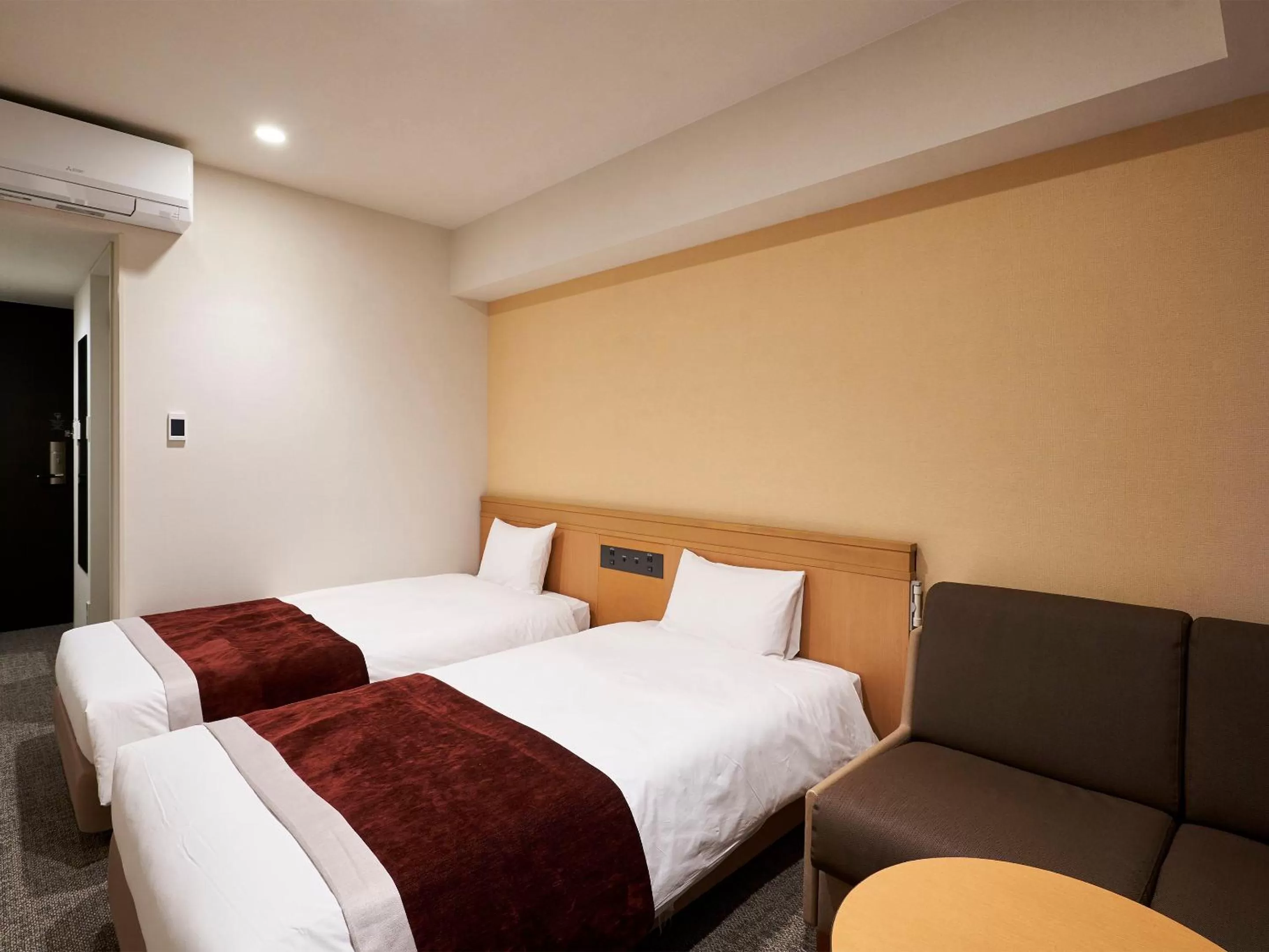 Twin Room - single occupancy - Smoking in Daiwa Roynet Hotel Nagoya Shinkansenguchi