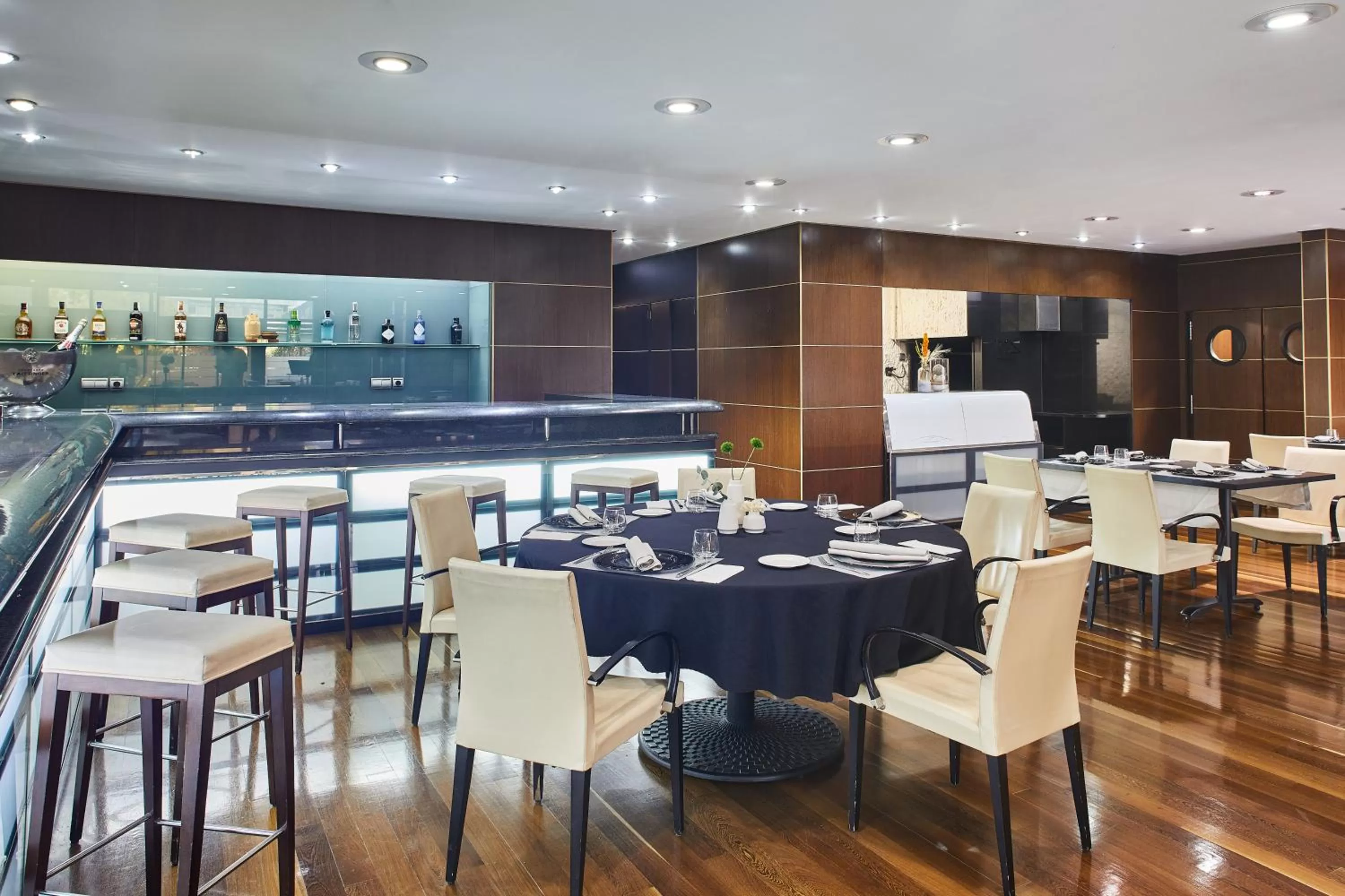 Restaurant/places to eat in Silken Puerta Madrid