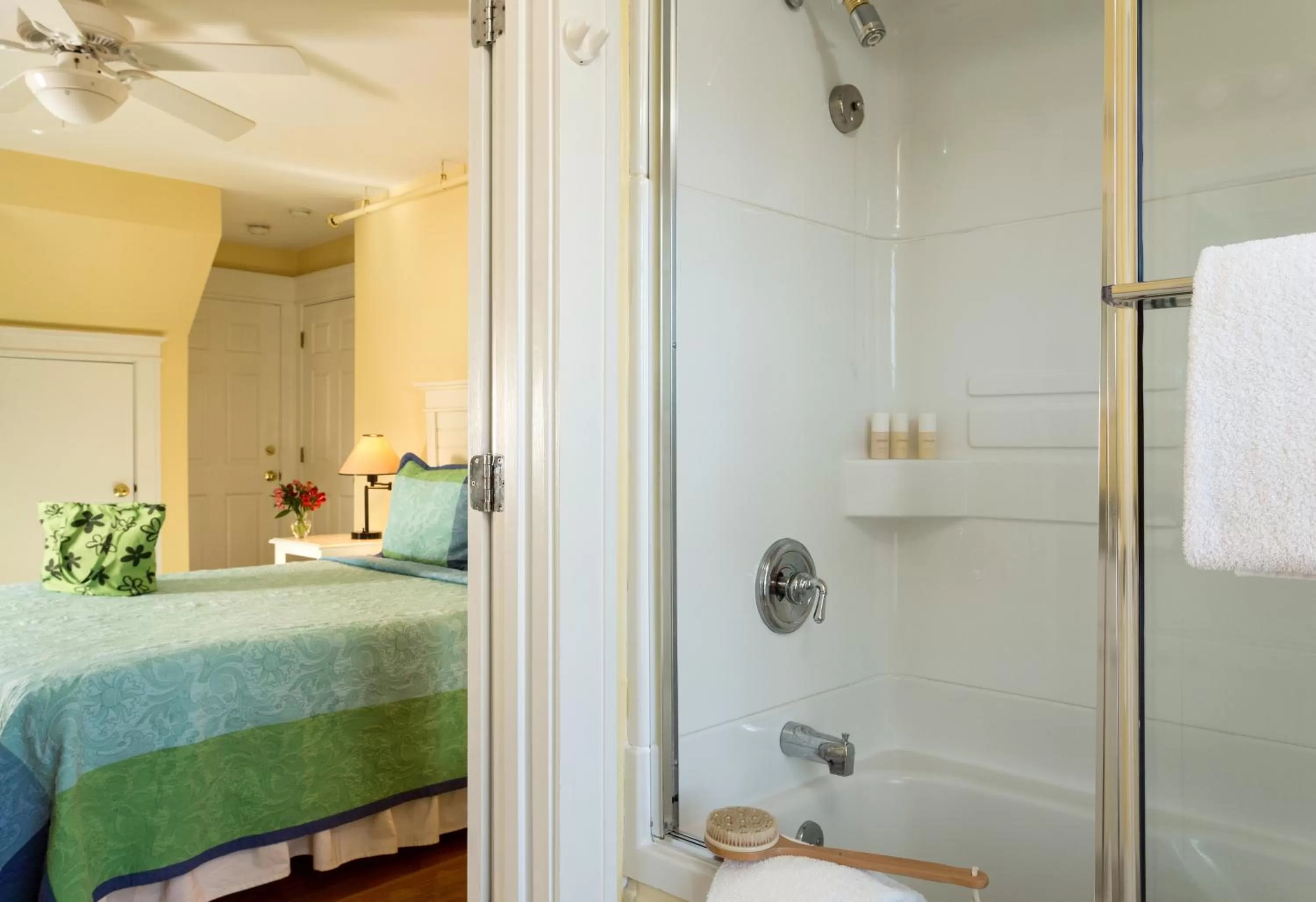 Bathroom, Bed in The Provincetown Hotel at Gabriel's