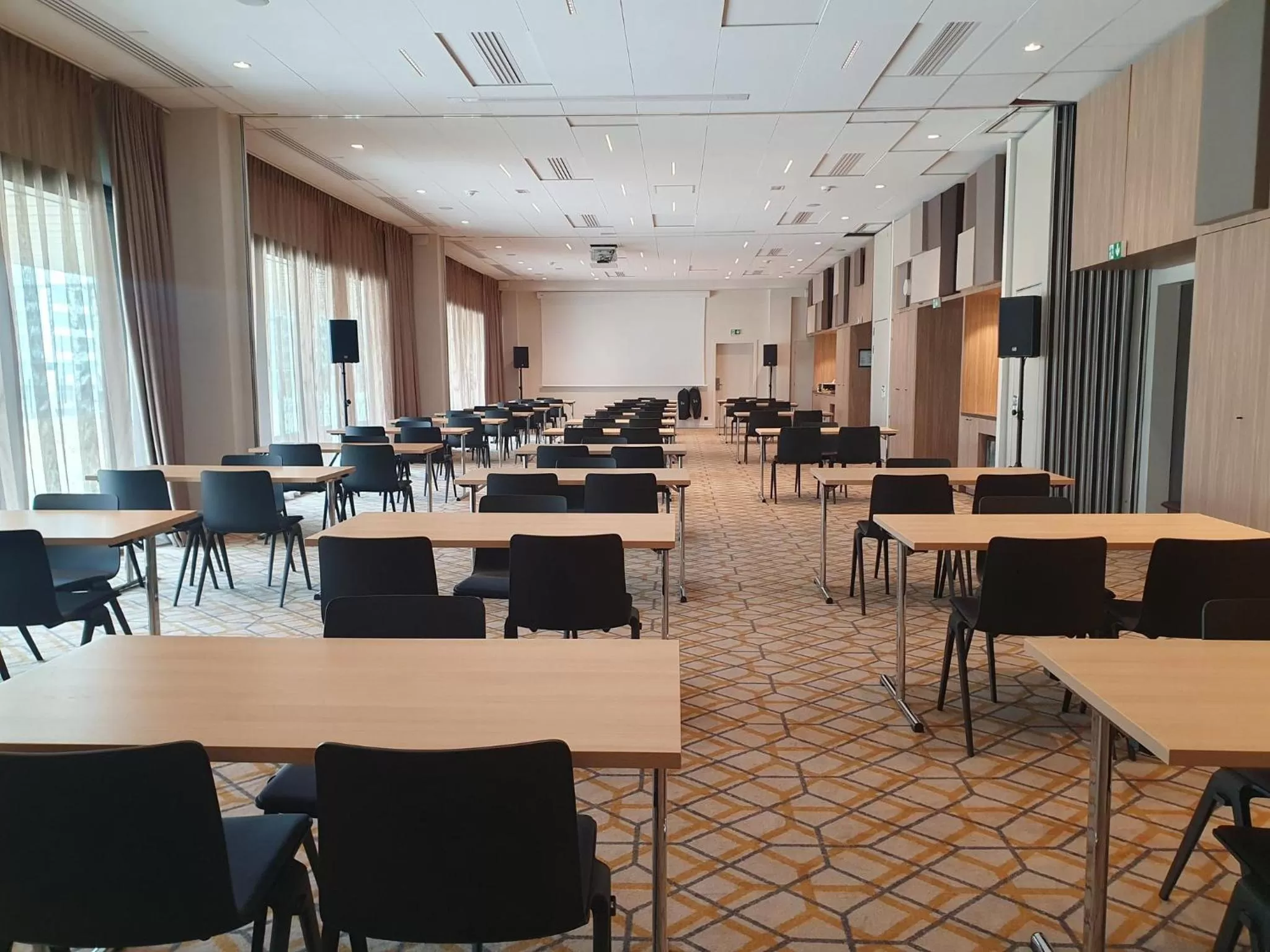Meeting/conference room in Crowne Plaza - Nice - Grand Arenas by IHG