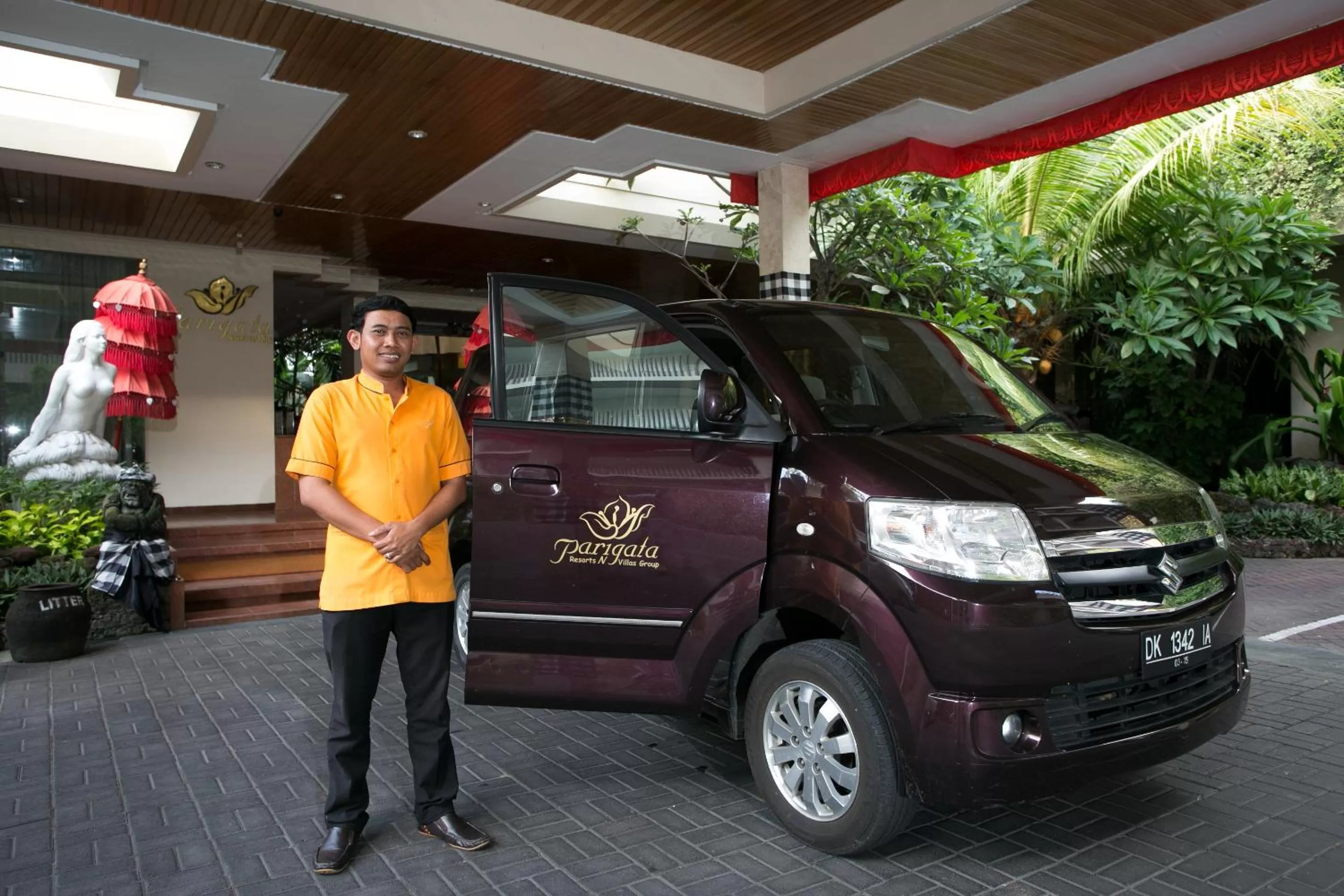 Staff in Parigata Resorts and Spa