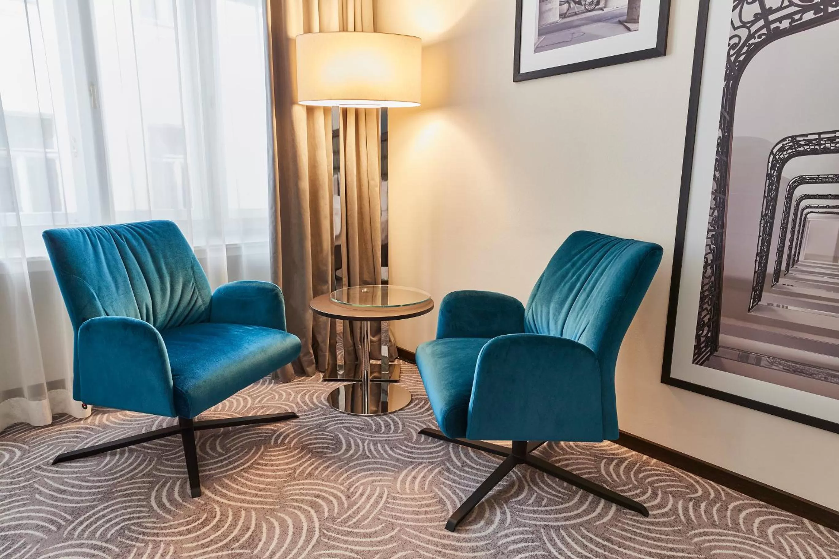 Seating area in Steigenberger Hotel Herrenhof