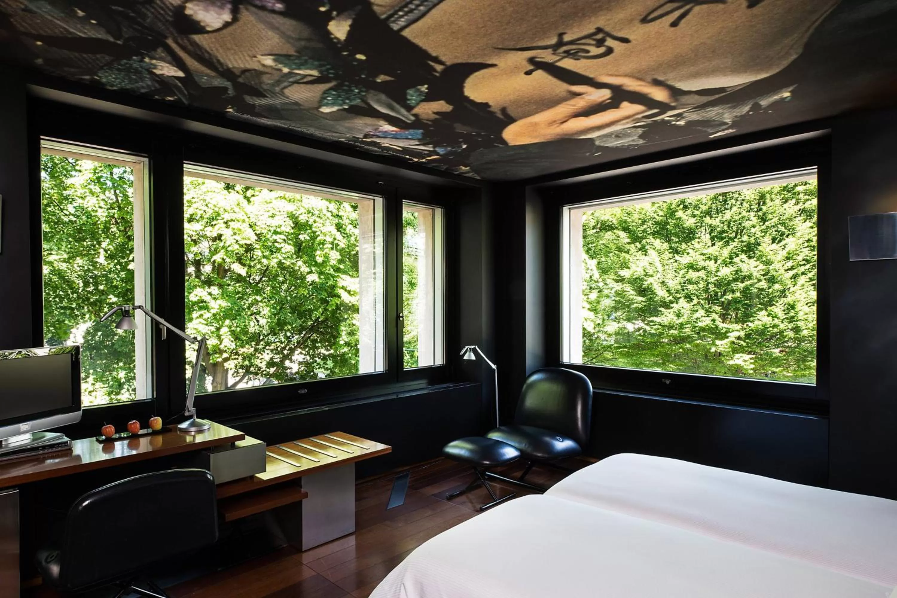 Photo of the whole room, Bed in The Hotel Lucerne, Autograph Collection