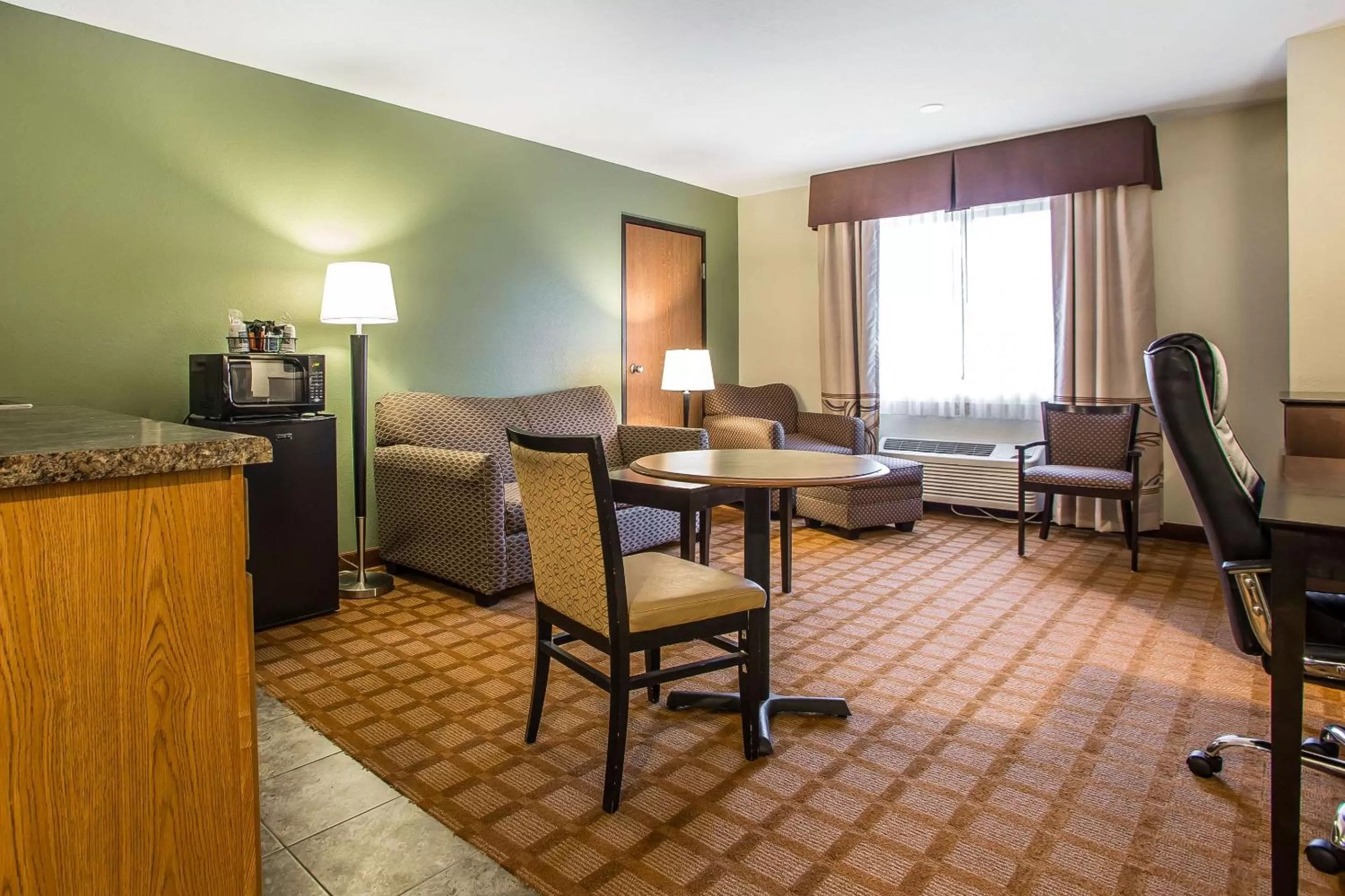 Photo of the whole room in Quality Inn & Suites Marinette