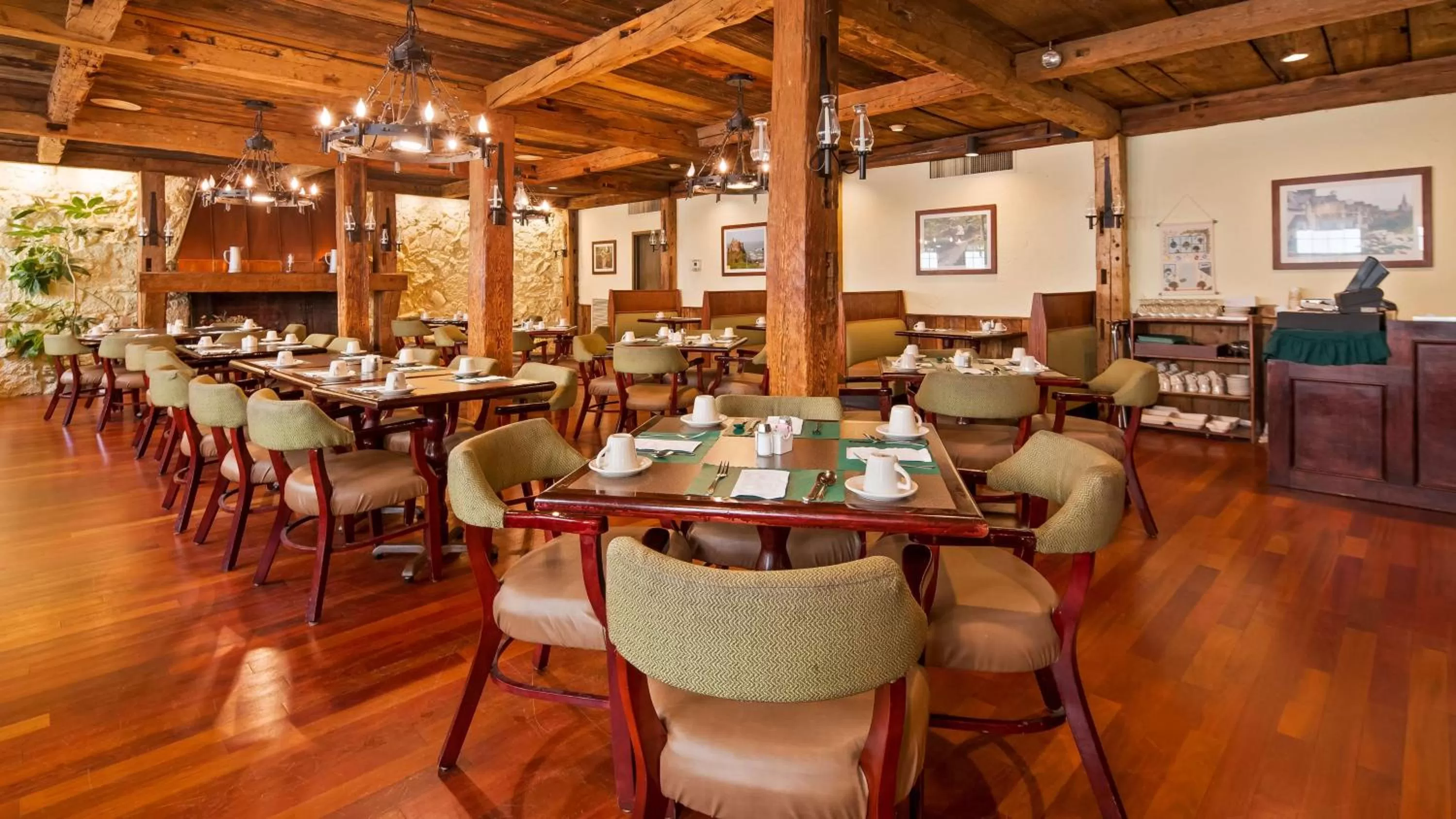 Restaurant/places to eat in Best Western Plus Waterville Grand Hotel