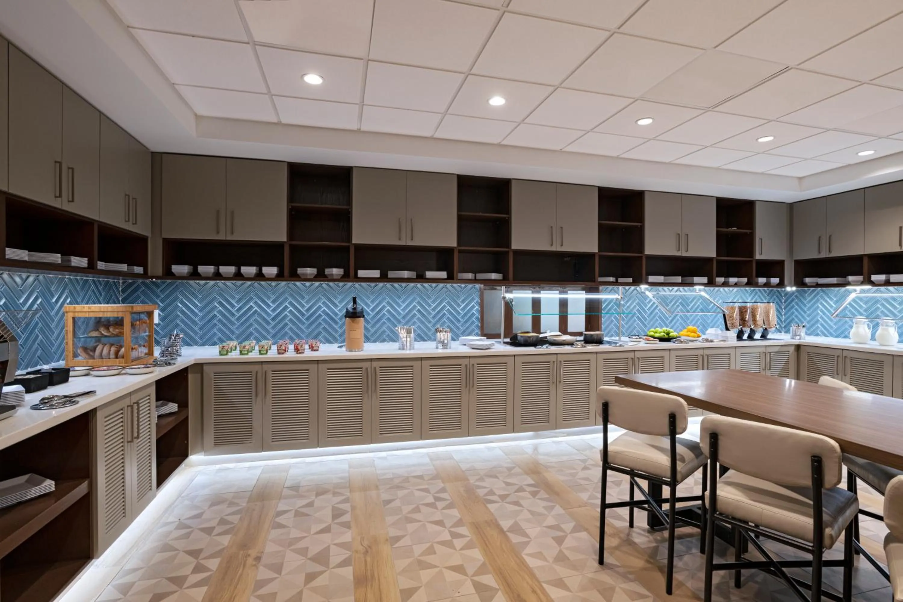 Area and facilities in Hyatt Place Austin Lake Travis/Four Points