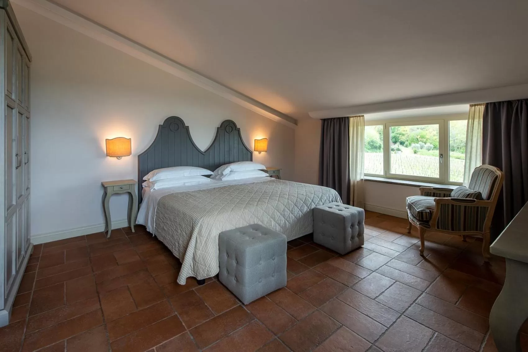 Photo of the whole room, Bed in Altarocca Wine Resort Adults Only