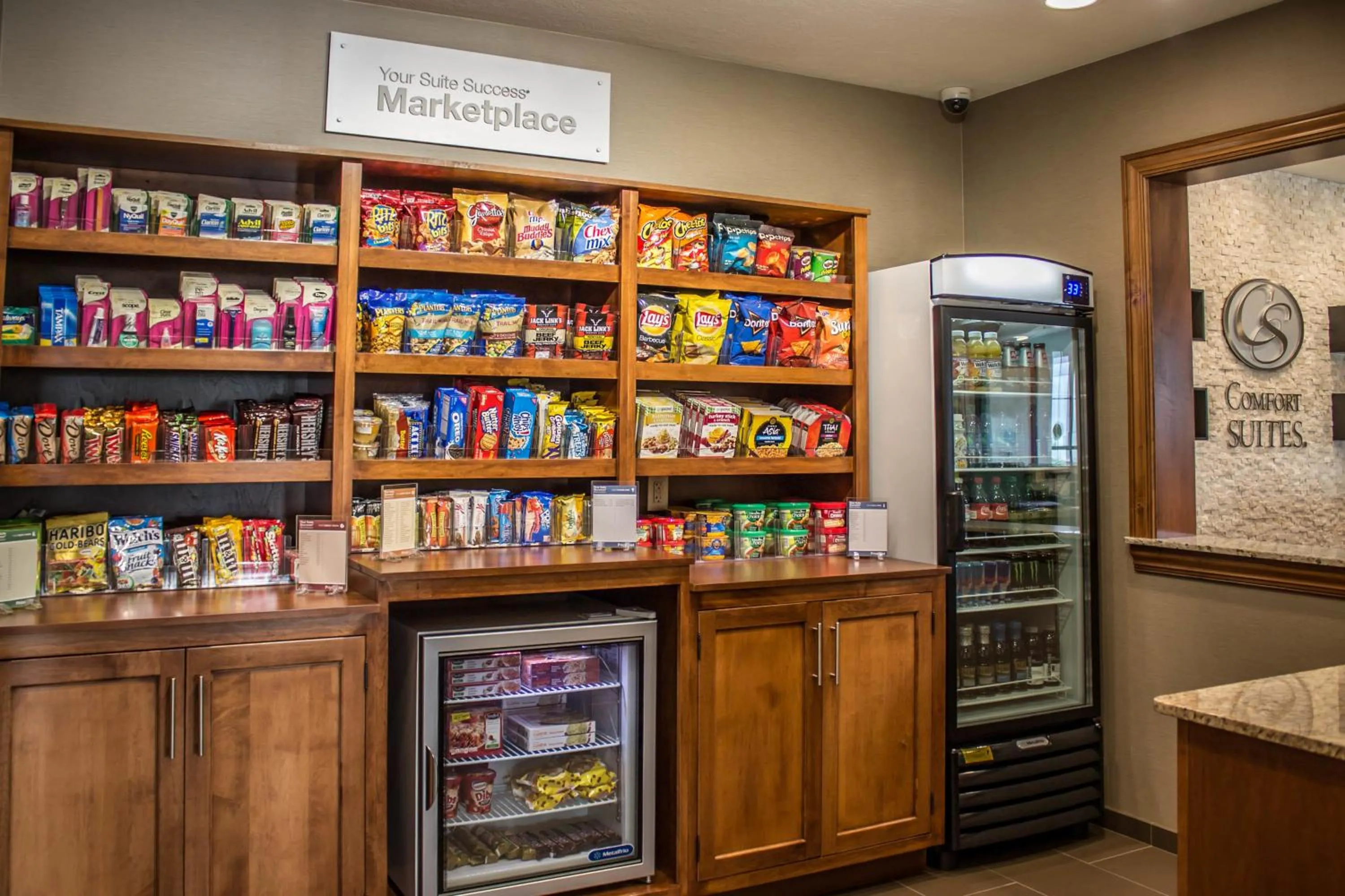 Food and drinks in Comfort Suites Hartville-North Canton