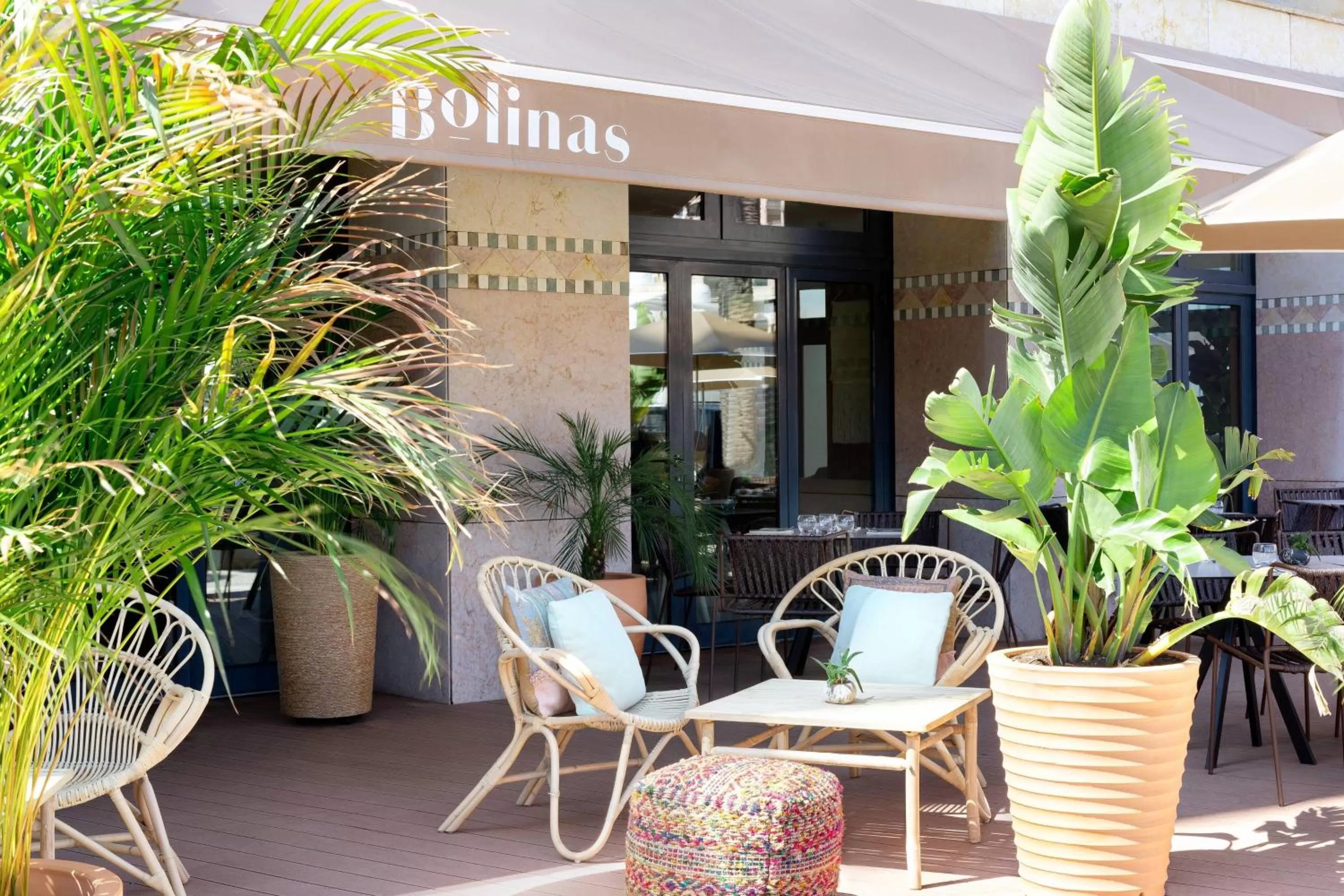 Restaurant/places to eat in Riviera Marriott Hotel La Porte De Monaco