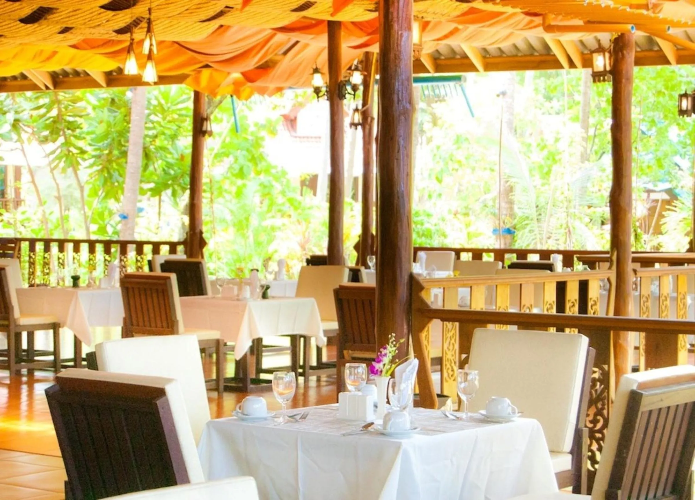 Restaurant/places to eat in Sayang Beach Resort Koh Lanta