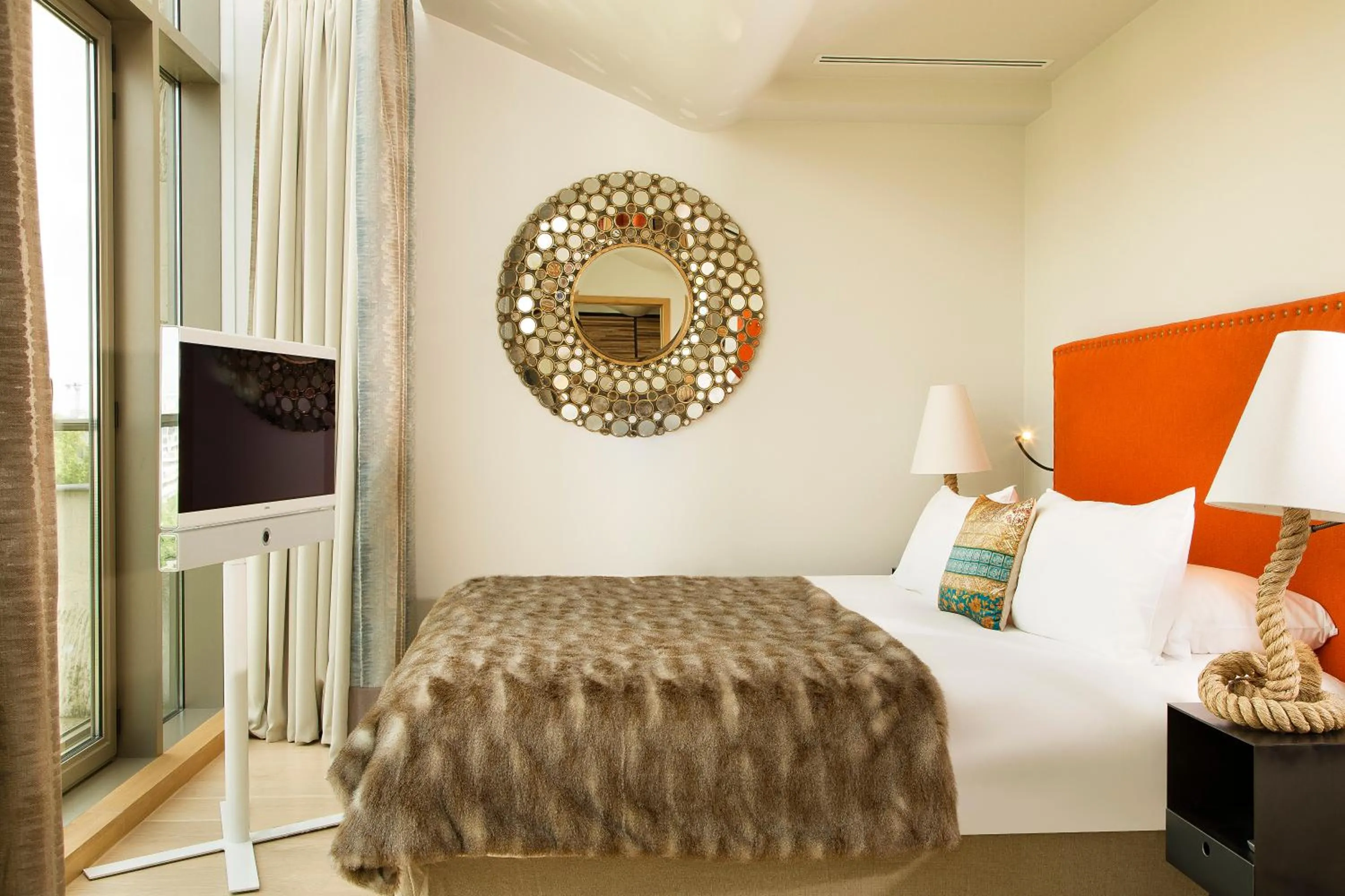 Photo of the whole room, Bed in Goralska Résidences Paris Bastille