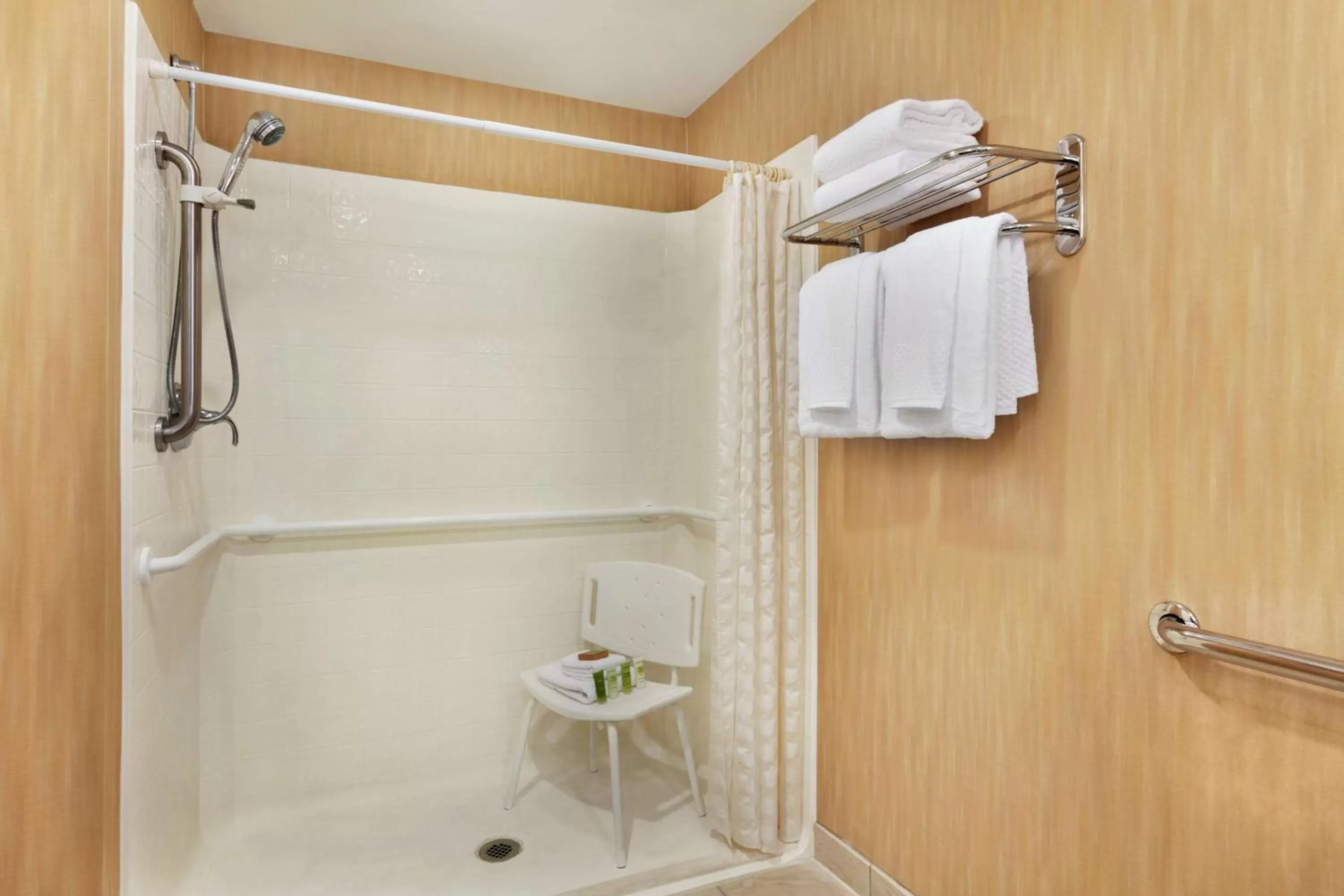 Bathroom in Hilton Suites Ocean City Oceanfront