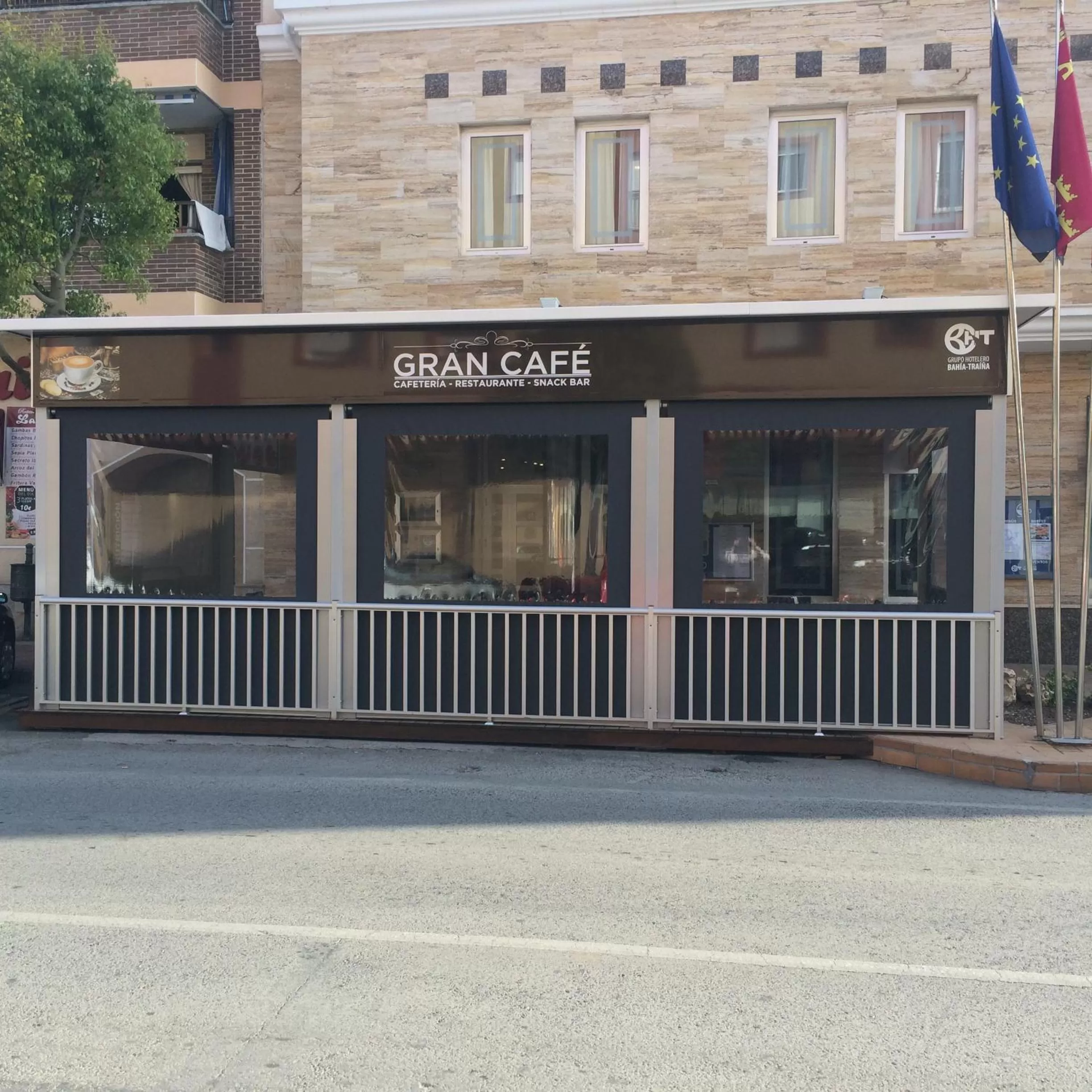 Lounge or bar in Aparthotel Bahía
