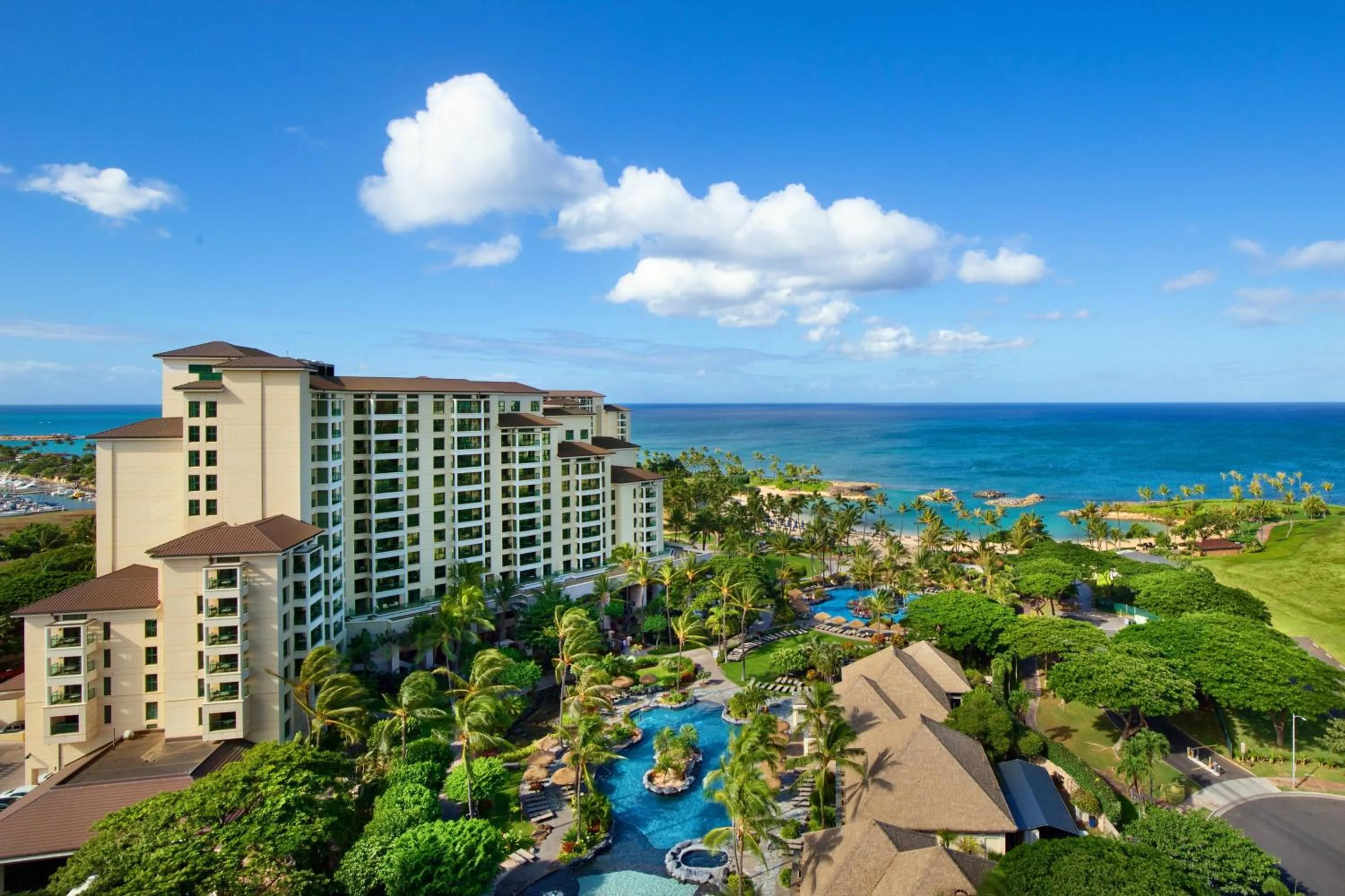 Property building in Marriott's Ko Olina Beach Club