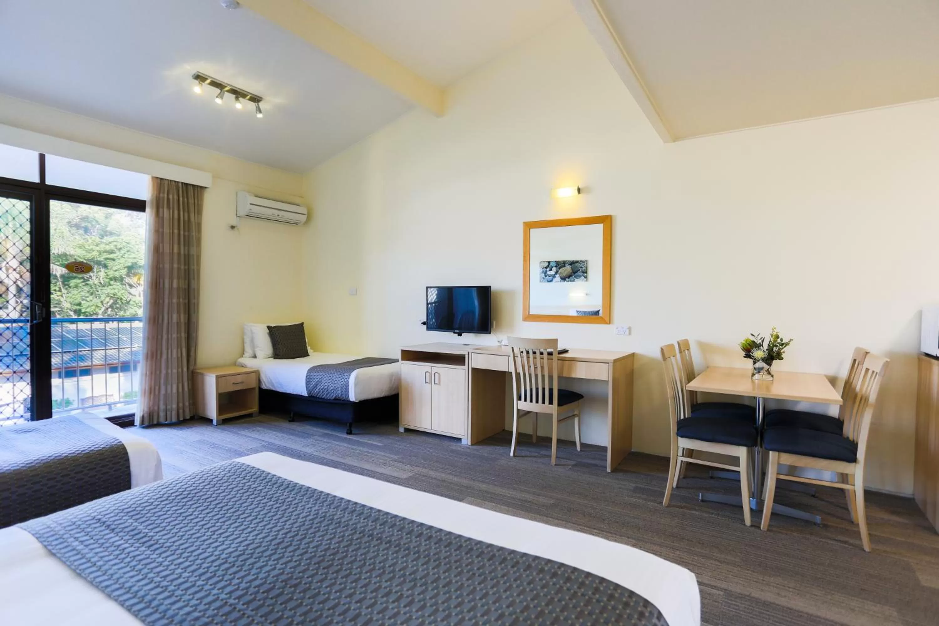 Bedroom, Bed in Parkhaven