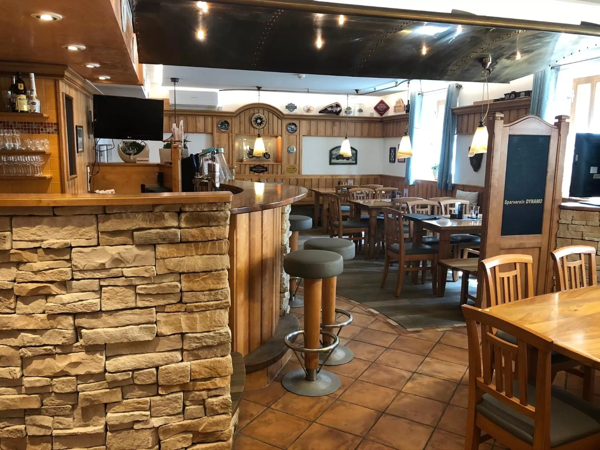 Restaurant/places to eat in Tinschert Hotel-Restaurant-Partyservice