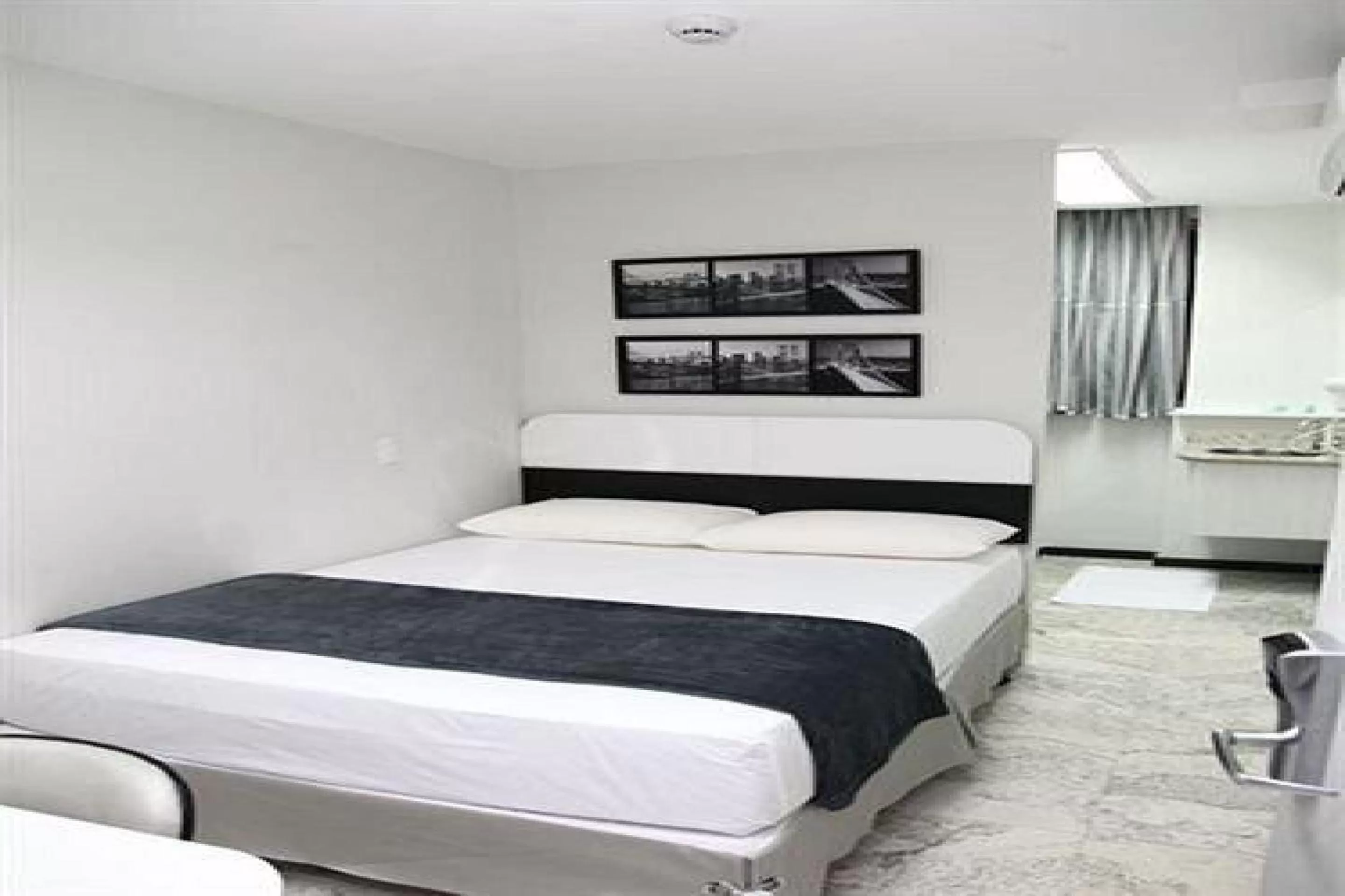 Bedroom, Bed in Compacto Hotel