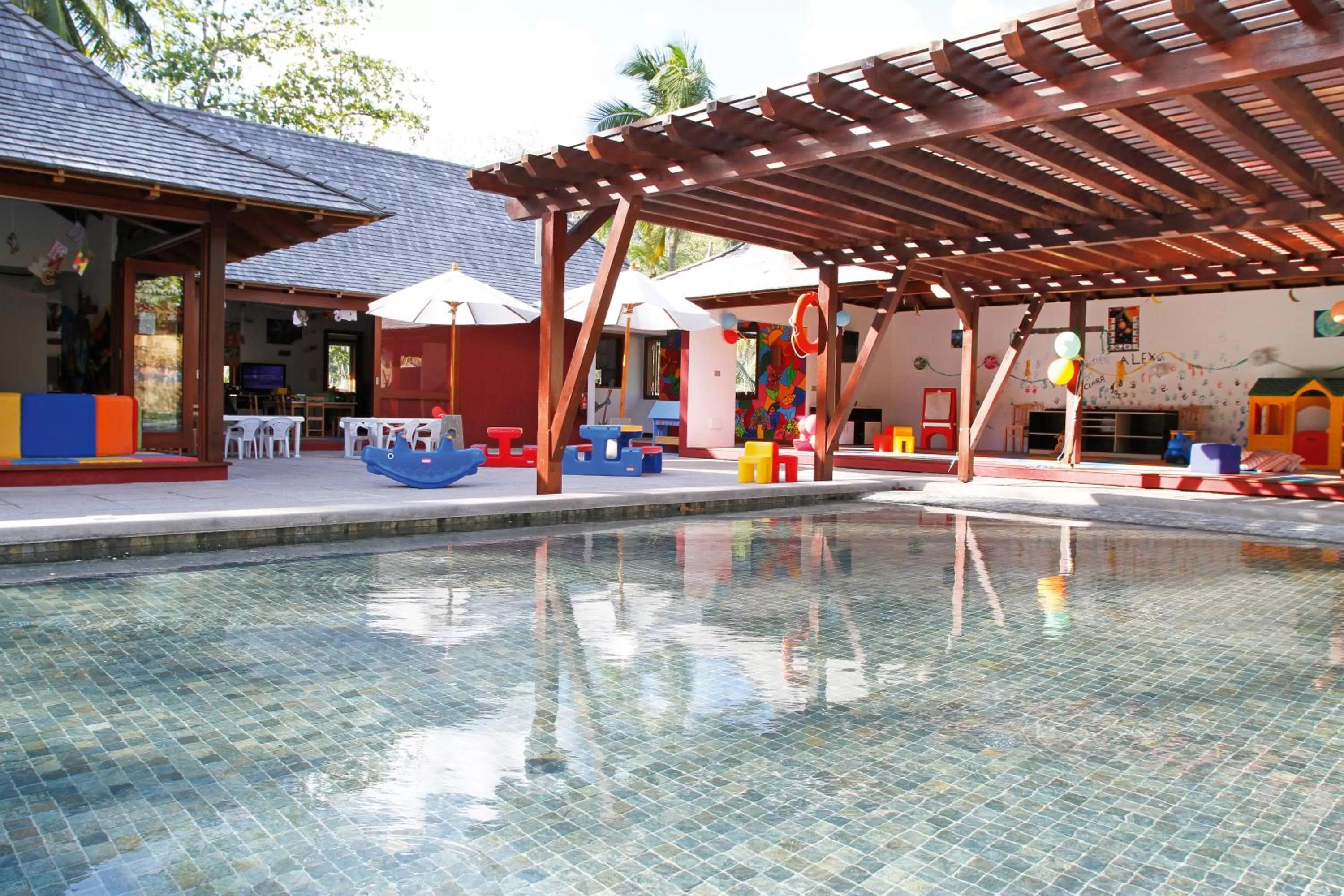 Swimming pool in Constance Ephelia