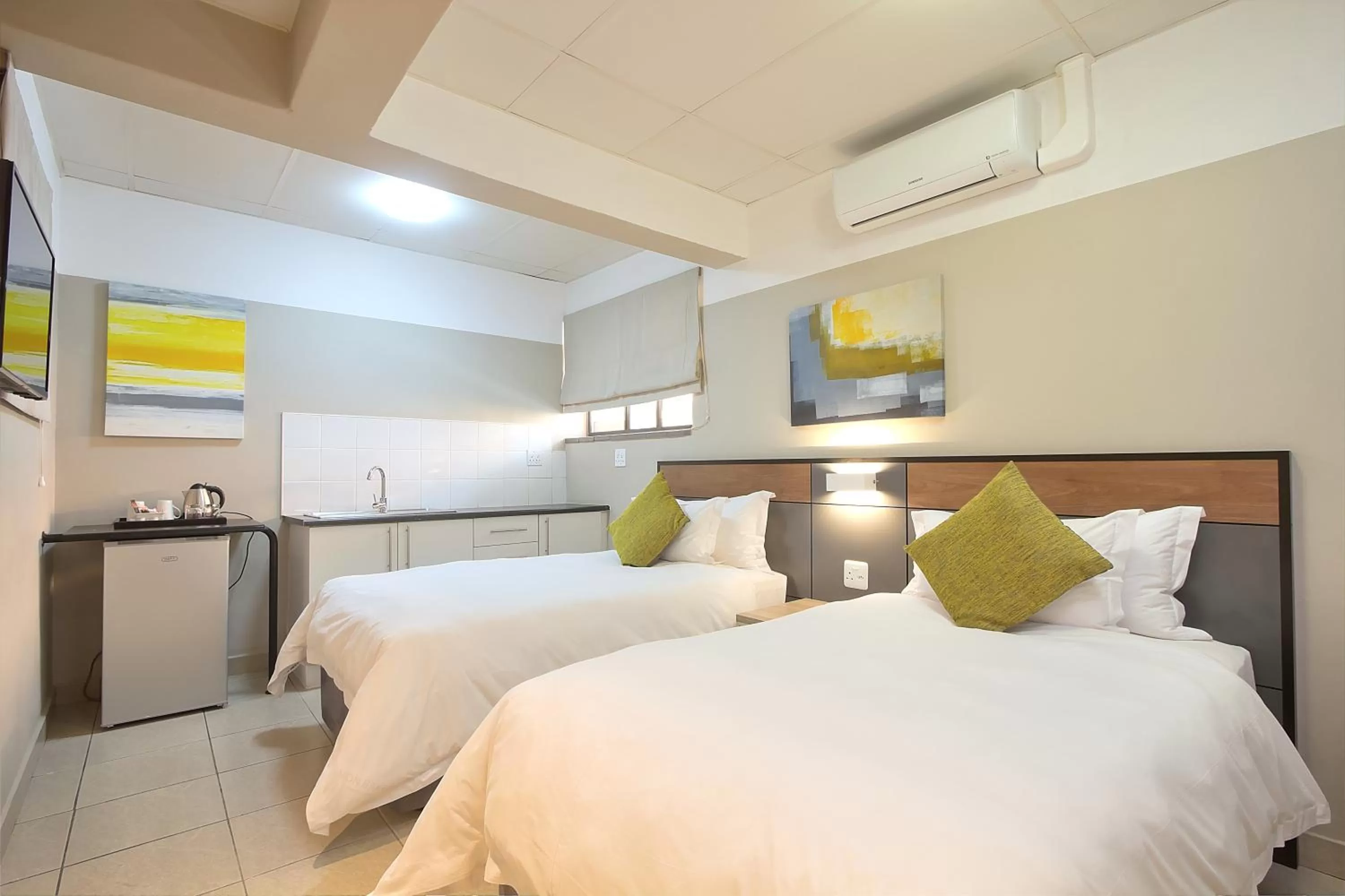 Photo of the whole room, Bed in The Park Lodge Hotel